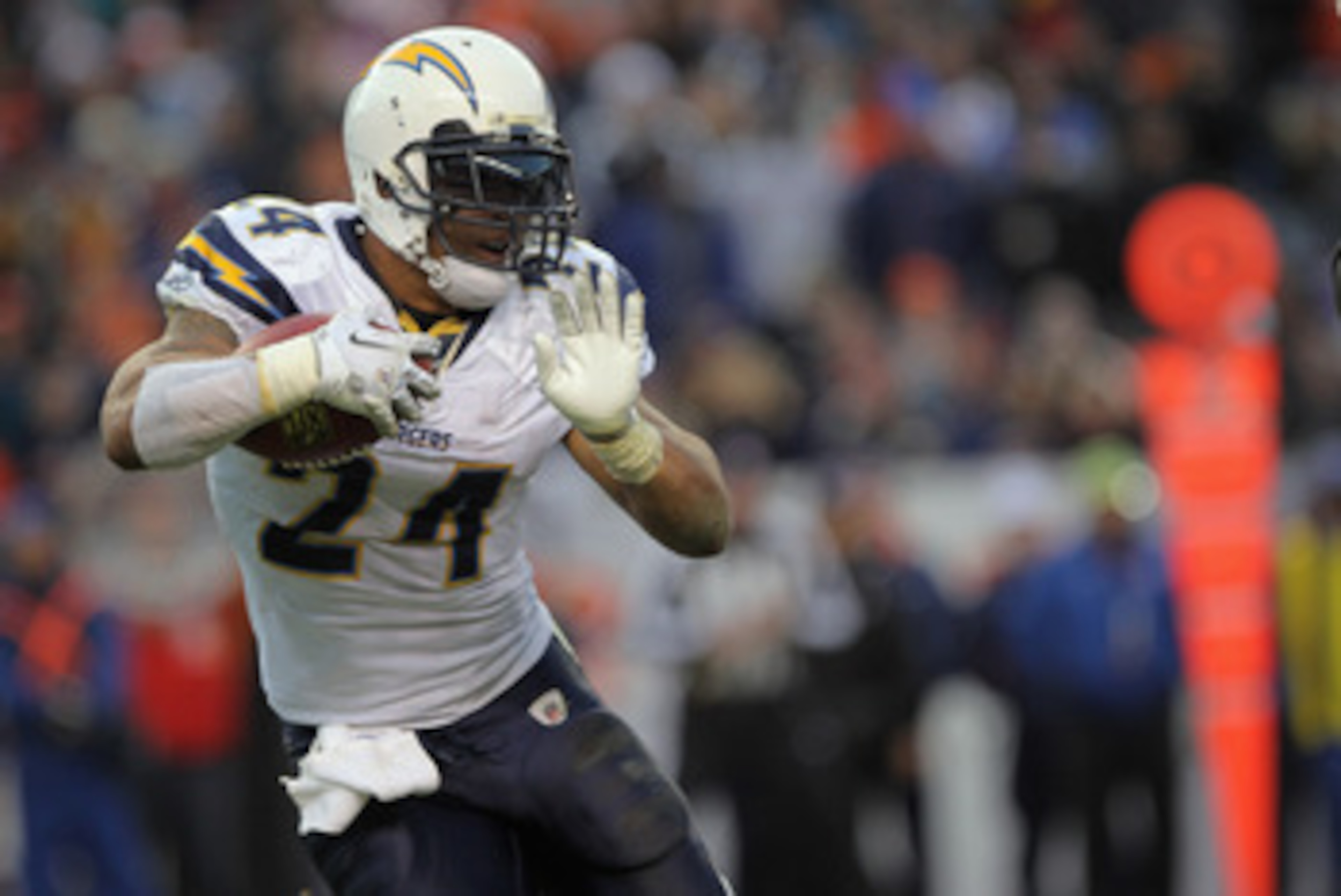 DENVER - JANUARY 02:  Running back Ryan Mathews #24 of the San Diego Chargers rushes against the Denver Broncos at INVESCO Field at Mile High on January 2, 2011 in Denver, Colorado. Mathews rushed for three touchdowns and 120 yards as the Chargers defeate