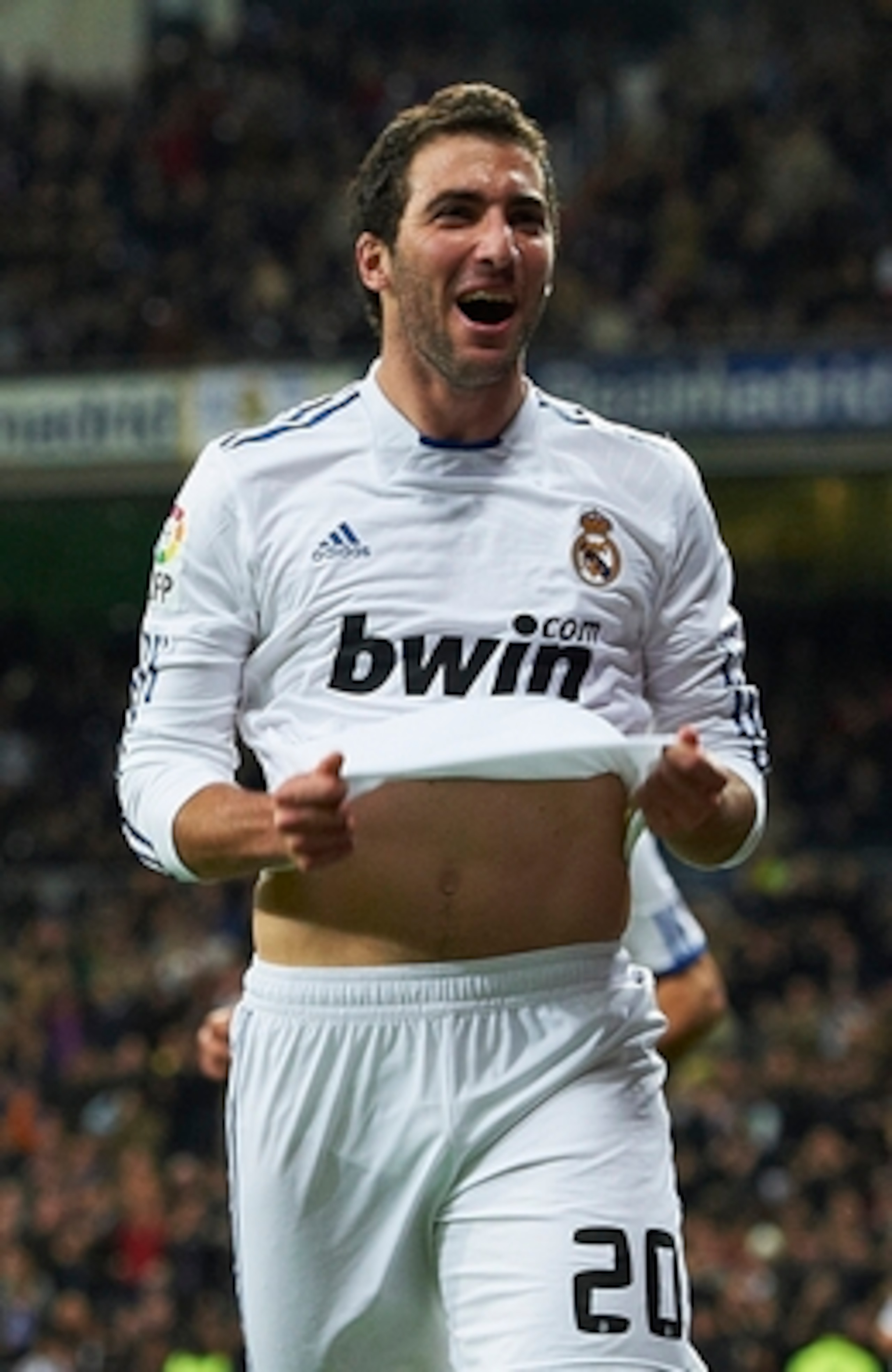 MADRID, SPAIN - NOVEMBER 20: Gonzalo Higuain of Real Madrid celebrates after scoring the 1-0 during the La Liga match between Real Madrid and Athletic Bilbao at Estadio Santiago Bernabeu on November 20, 2010 in Madrid, Spain. Real Madrid won 5-1. (Photo MADRID, SPAIN - NOVEMBER 20: Gonzalo Higuain of Real Madrid celebrates after scoring the 1-0 during the La Liga match between Real Madrid and Athletic Bilbao at Estadio Santiago Bernabeu on November 20, 2010 in Madrid, Spain. Real Madrid won 5-1. (Photo
