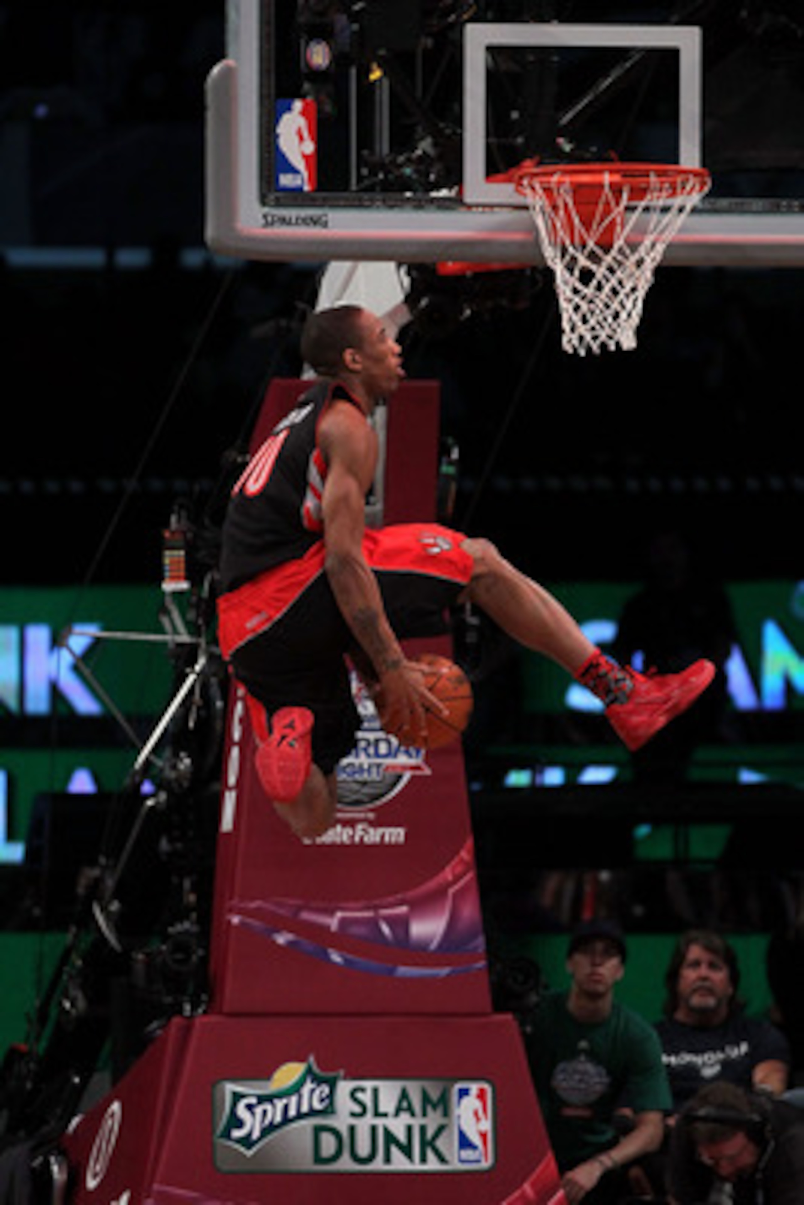 LOS ANGELES, CA - FEBRUARY 19:  DeMar DeRozan of the Toronto Raptors goes up for a dunk in the Sprite Slam Dunk Contest apart of NBA All-Star Saturday Night at Staples Center on February 19, 2011 in Los Angeles, California. NOTE TO USER: User expressly ac