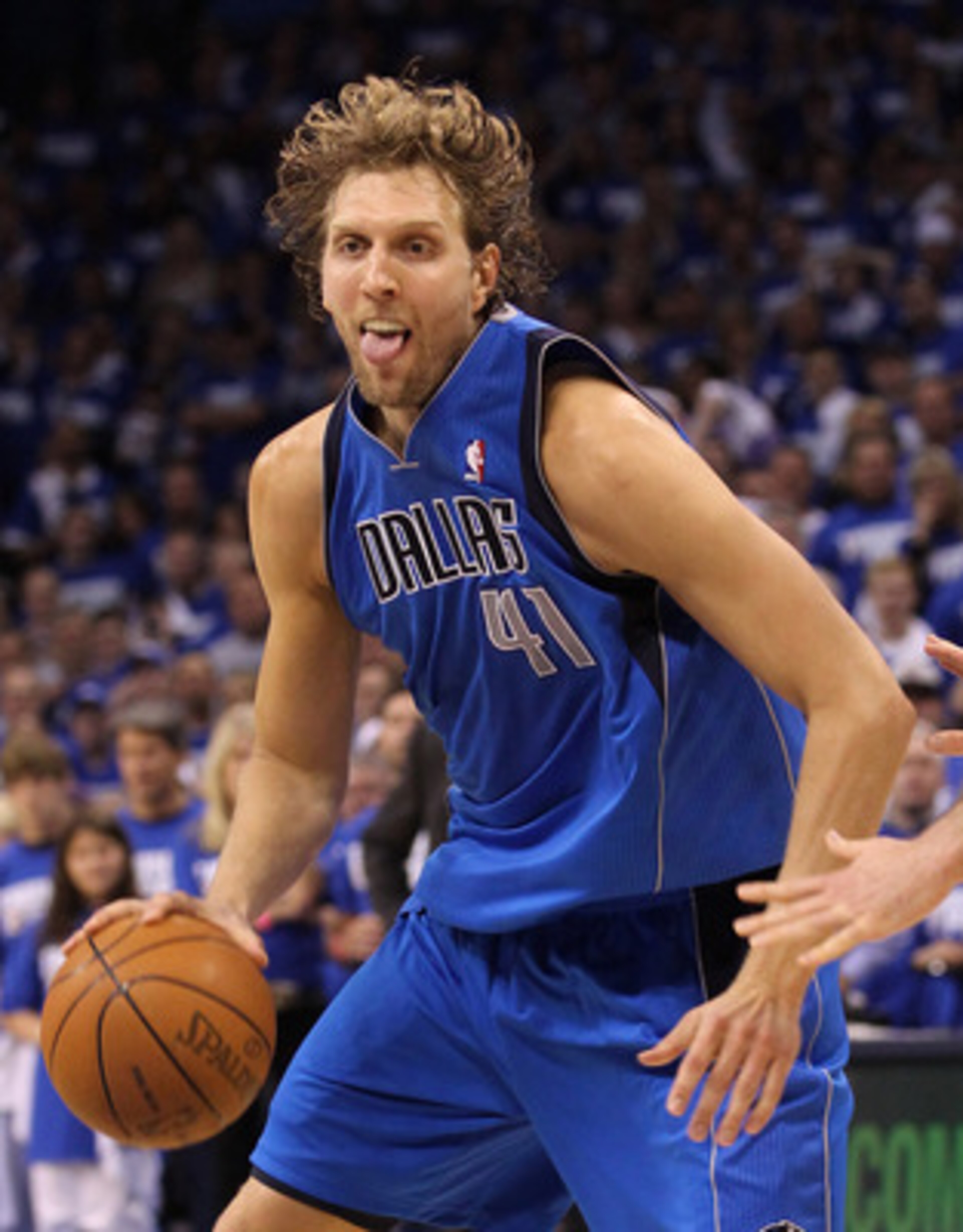 OKLAHOMA CITY, OK - MAY 21:  Dirk Nowitzki #41 of the Dallas Mavericks drives to the basket while taking on the Oklahoma City Thunder in Game Three of the Western Conference Finals during the 2011 NBA Playoffs at Oklahoma City Arena on May 21, 2011 in Okl