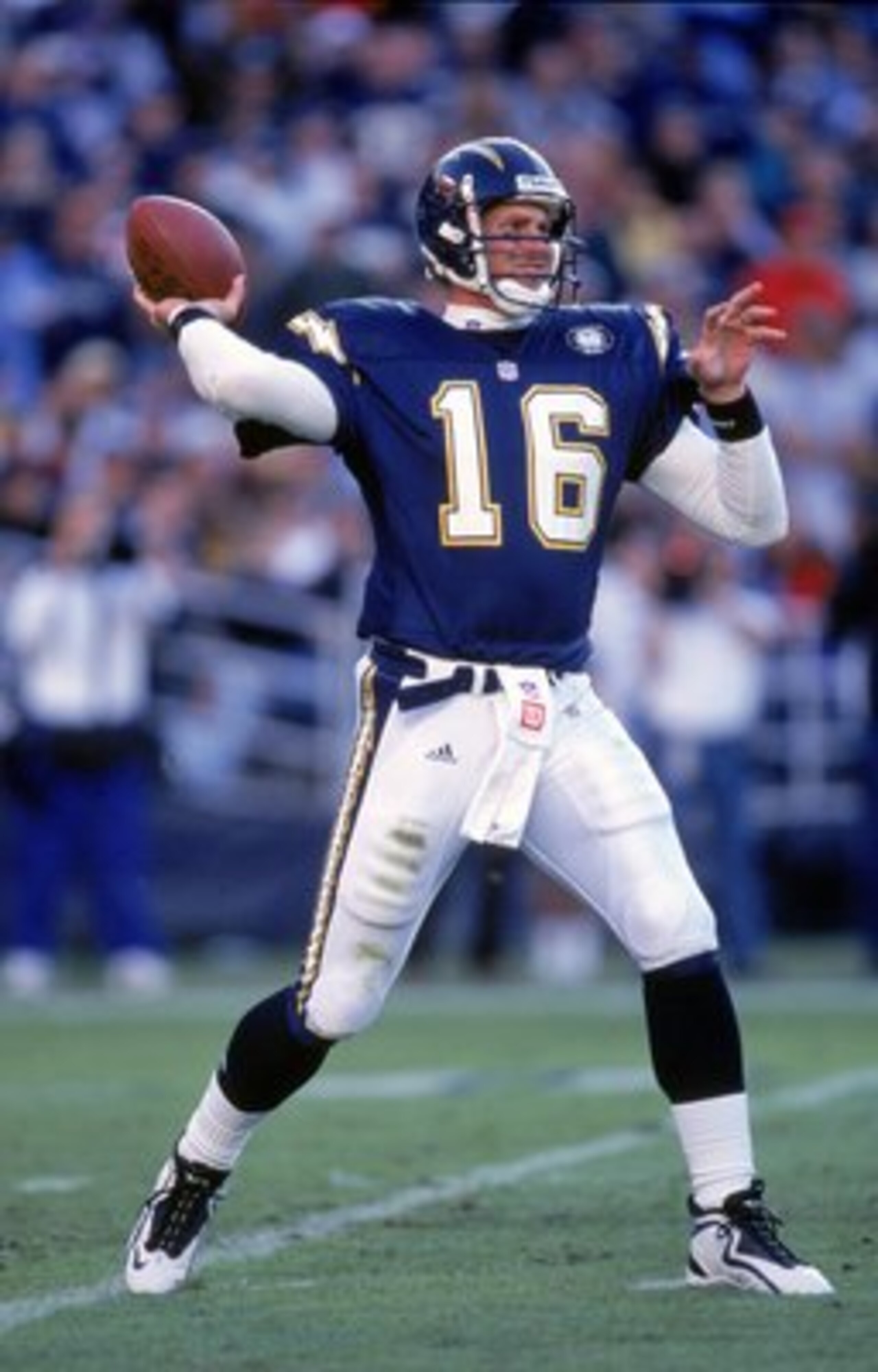 SAN DIEGO - NOVEMBER 12:  Quarterback Ryan Leaf #16 of the San Diego Chargers passes the ball during the game against the Miami Dolphins on November 12, 2000 at the Qualcomm Stadium in San Diego, California.  The Dolphins defeated the Chargers 17-7. (Phot