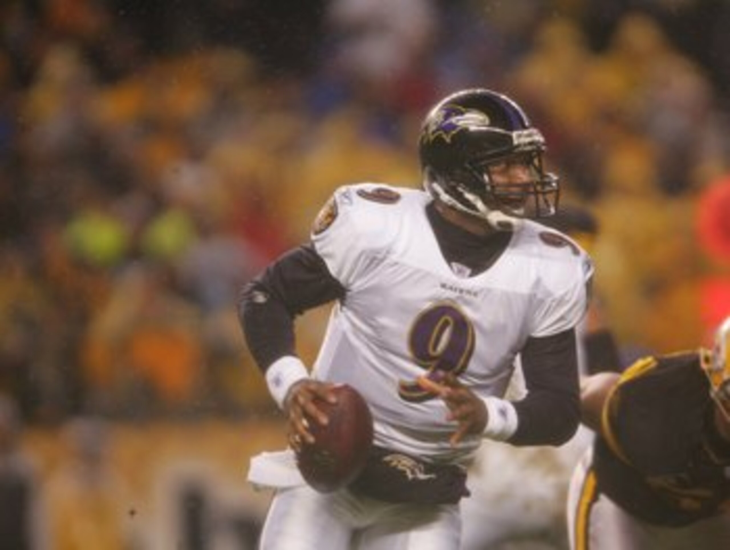 PITTSBURGH - NOVEMBER 5:  Steve McNair #9 of the Baltimore Ravens drops back against the Pittsburgh Steelers on November 5, 2007 at Heinz Field in Pittsburgh, Pennsylvania. (Photo by Chris McGrath/Getty Images)