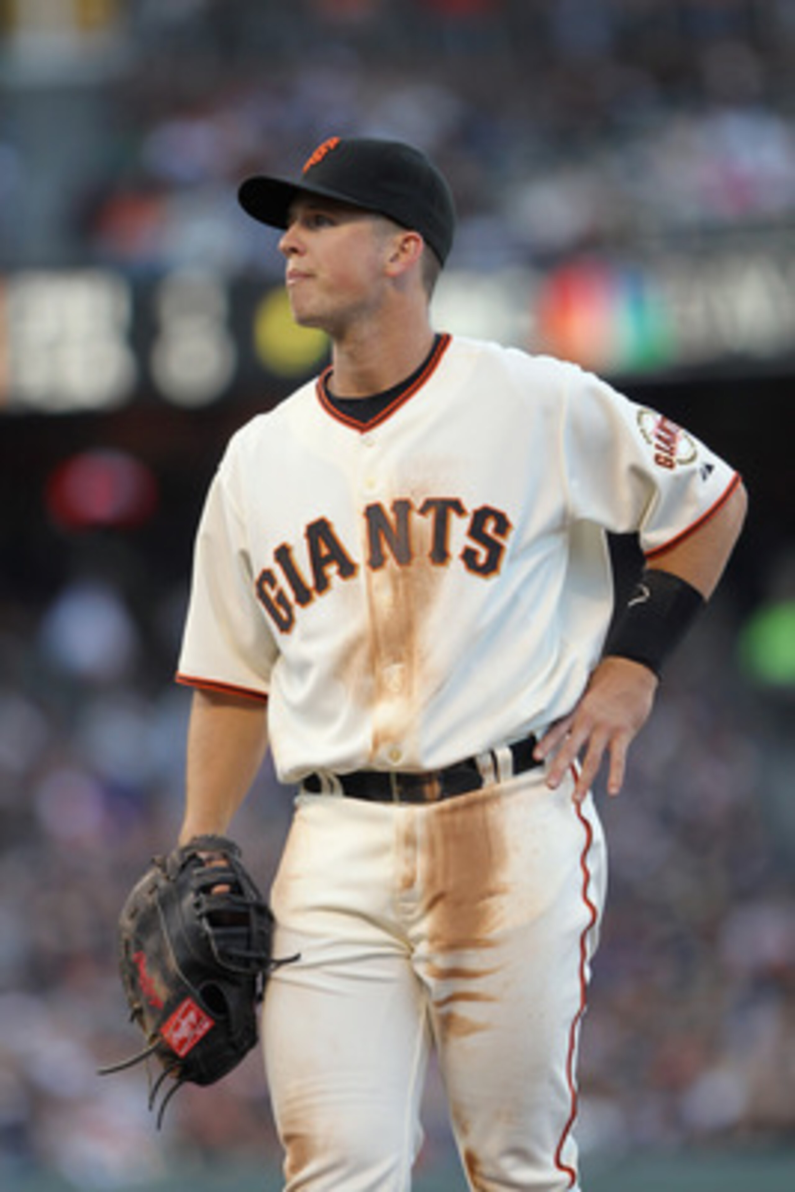 SAN FRANCISCO - MAY 29:  Buster Posey #28 of the San Francisco Giants plays first base in his first game of the season against the Arizona Diamondbacks at AT&T Park on May 29, 2010 in San Francisco, California.  (Photo by Ezra Shaw/Getty Images)