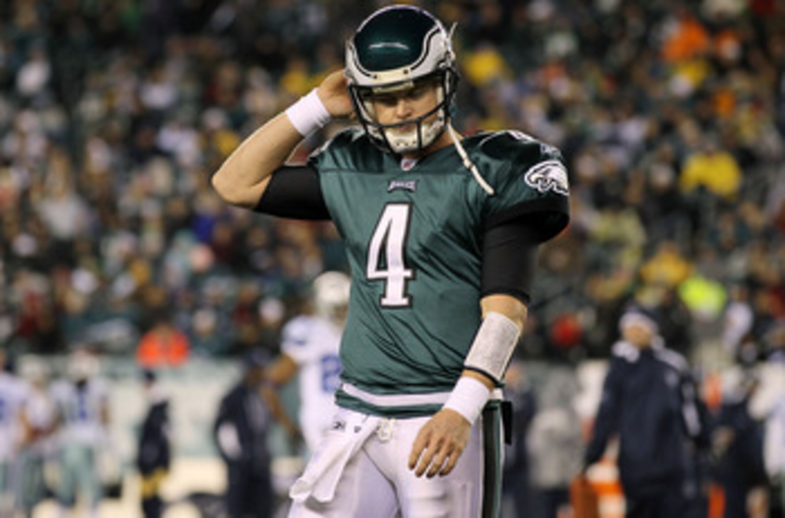 PHILADELPHIA, PA - JANUARY 02:  Kevin Kolb #4 of the Philadelphia Eagles looks on against the Dallas Cowboys on January 2, 2011 at Lincoln Financial Field in Philadelphia, Pennsylvania.  (Photo by Jim McIsaac/Getty Images)
