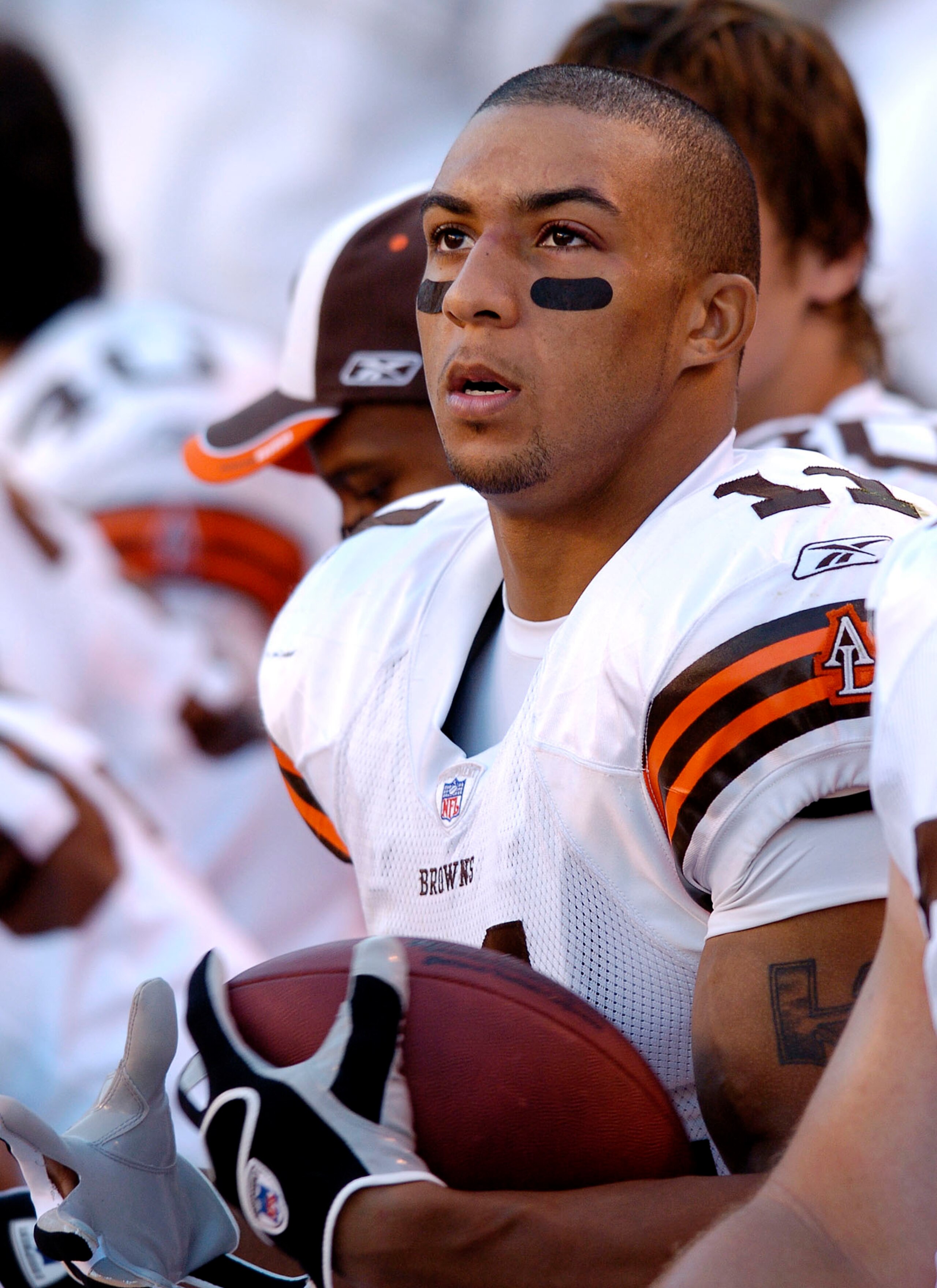 CLEVELAND, OH - AUGUST 21:  Kellen Winslow Jr. #11 of the Cleveland Browns watches their pre-season game against the Detroit Lions on August 21, 2004 at Cleveland Browns Stadium in Cleveland, Ohio.  Cleveland defeated Detroit 17-10.  (Photo by David Maxwe
