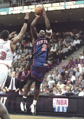 28 Jan 1998:  Forward Larry Johnson of the New York Knicks shoots the ball during a game against the Miami Heat at the Miami Arena in Miami, Florida.  The Heat won the game, 86-82. Mandatory Credit: Andy Lyons  /Allsport