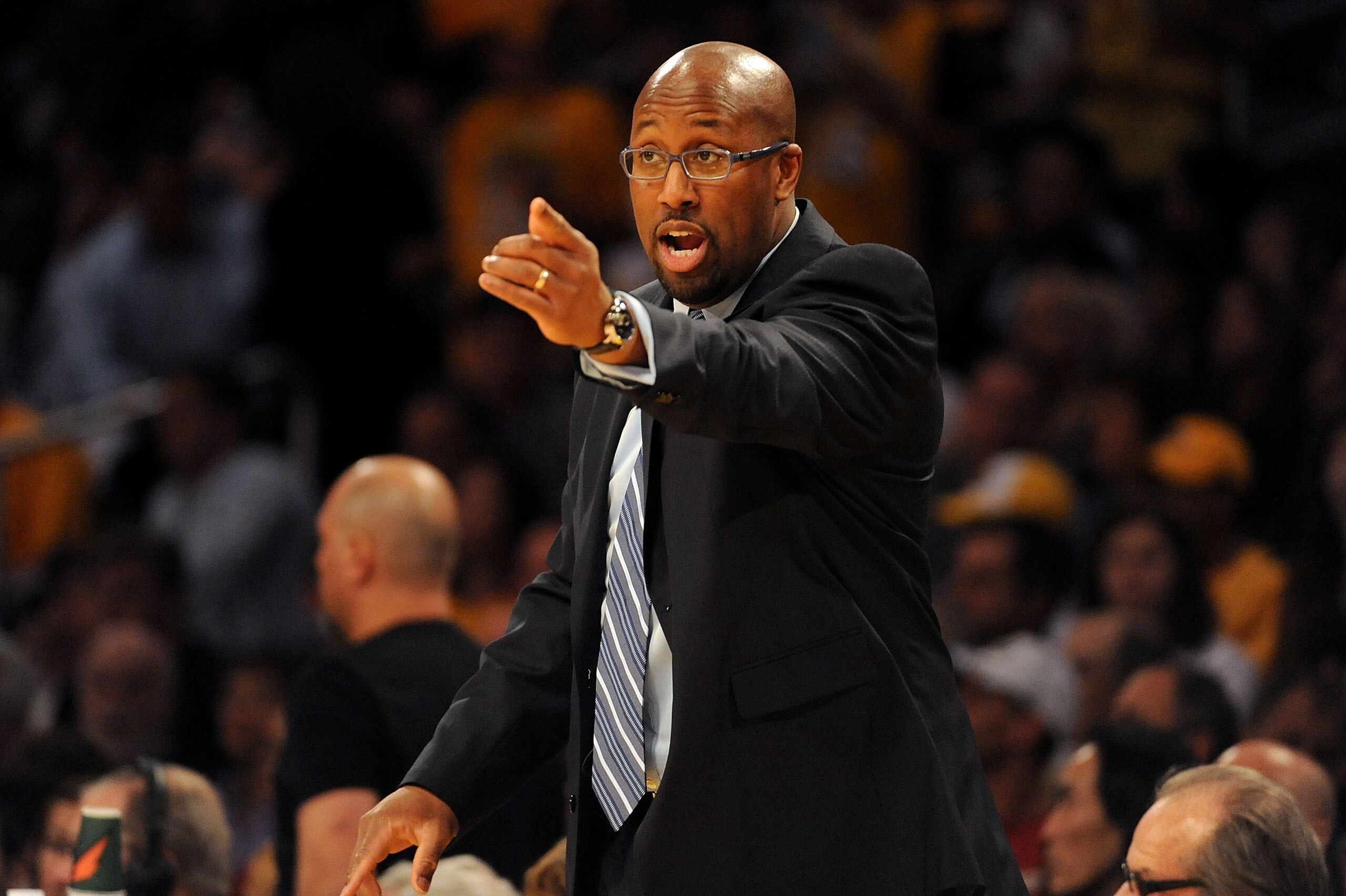 LOS ANGELES, CA - JANUARY 19: Head Coach Mike Brown of the Cleveland Cavaliers shouts from the sidelines during the game against the Los Angeles Lakers at Staples Center on January 19, 2009 in Los Angeles, California. The Lakers defeated the Cavaliers 1 LOS ANGELES, CA - JANUARY 19: Head Coach Mike Brown of the Cleveland Cavaliers shouts from the sidelines during the game against the Los Angeles Lakers at Staples Center on January 19, 2009 in Los Angeles, California. The Lakers defeated the Cavaliers 1