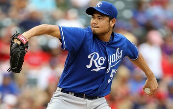 ARLINGTON, TX - APRIL 24:  Pitcher Bruce Chen #52 of the Kansas City Royals throws against the Texas Rangers at Rangers Ballpark in Arlington on April 24, 2011 in Arlington, Texas.  (Photo by Ronald Martinez/Getty Images)