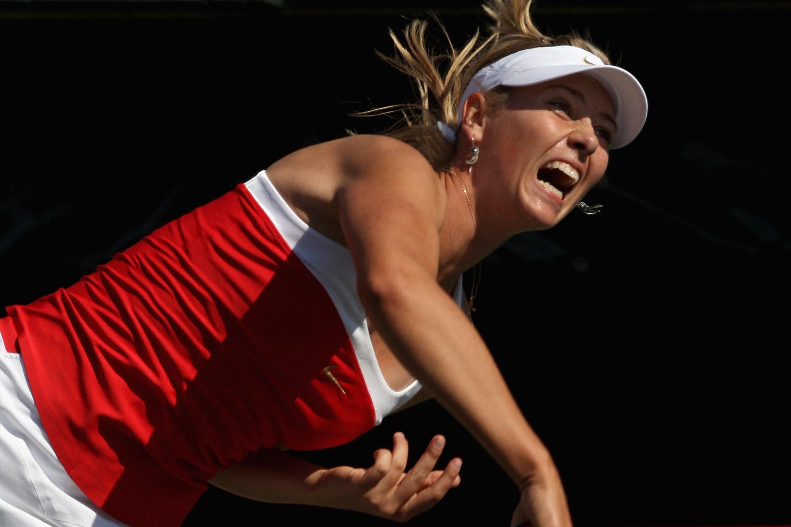 RAMAT HASHARON, ISRAEL - FEBRUARY 03:  Russia's Maria Sharapova in action against Shahar Peer of Israel during their 2008 World Group 1st Round Federation Cup tennis match February 3, 2008 in Ramat Hasharon, in central Israel. Sharapova, the newly crowned