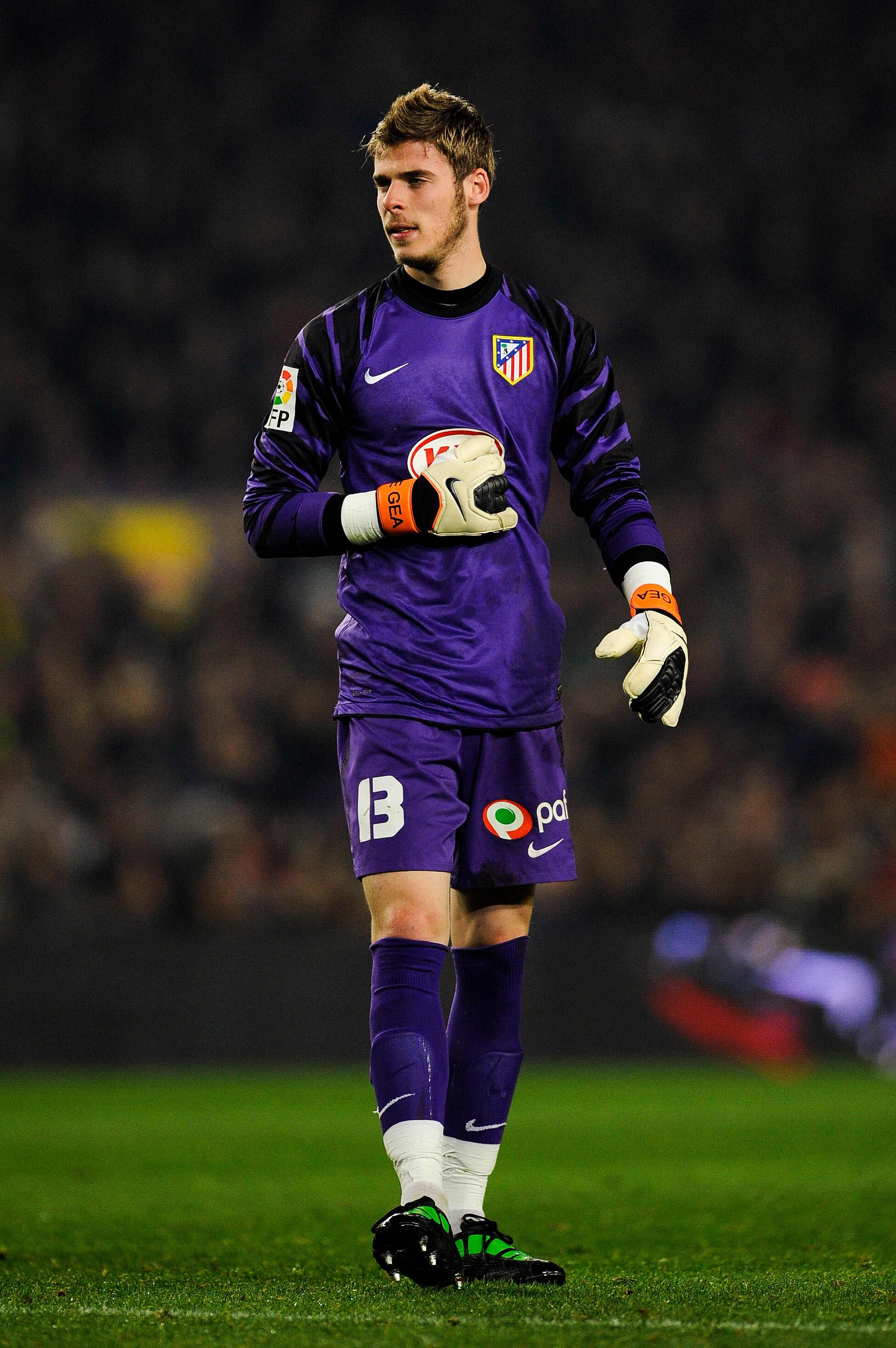 BARCELONA, SPAIN - FEBRUARY 05:  David De Gea of Atletico Madrid looks on during the La Liga match between Barcelona and Atletico de Madrid at Camp Nou on February 5, 2011 in Barcelona, Spain. Barcelona won 3-0.  (Photo by David Ramos/Getty Images)