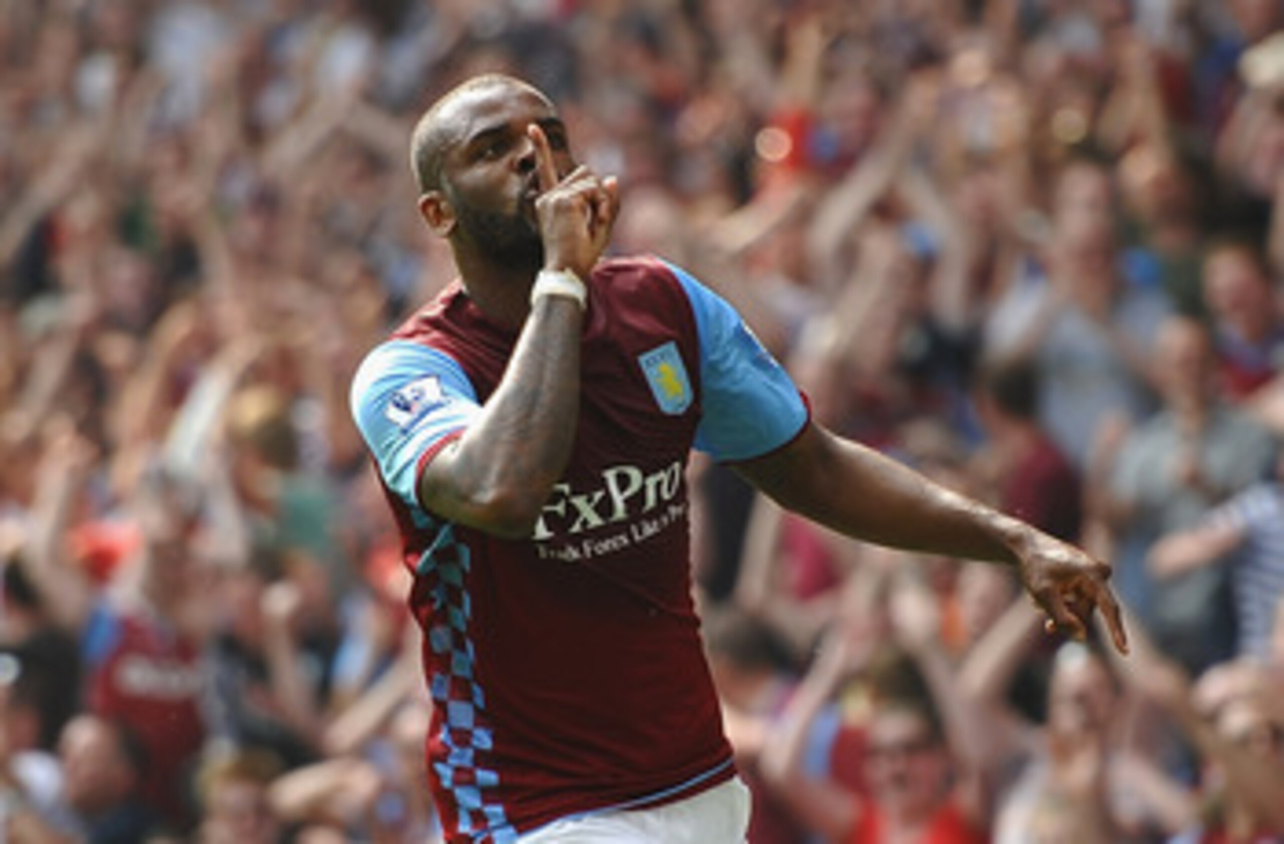 BIRMINGHAM, ENGLAND - APRIL 23: Darren Bent of Aston Villa celebrates scoring the equaliser during the Barclays Premier League match between Aston Villa and Stoke City at Villa Park on April 23, 2011 in Birmingham, England. (Photo by Laurence Griffiths/ BIRMINGHAM, ENGLAND - APRIL 23: Darren Bent of Aston Villa celebrates scoring the equaliser during the Barclays Premier League match between Aston Villa and Stoke City at Villa Park on April 23, 2011 in Birmingham, England. (Photo by Laurence Griffiths/