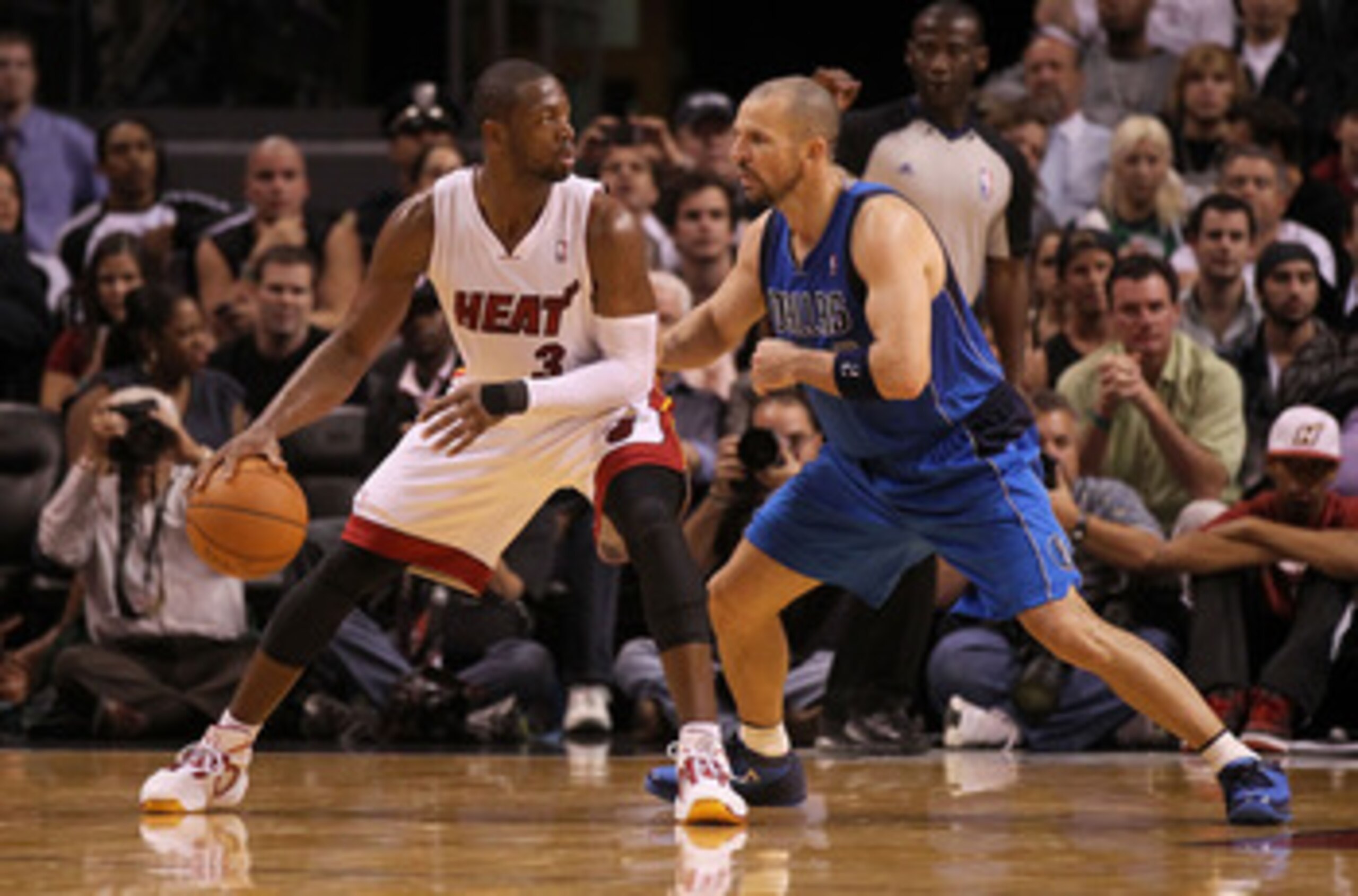 MIAMI, FL - DECEMBER 20: Dwyane Wade #3 of the Miami Heat posts up Jason Kidd #2 of the Dallas Mavericks during a game at American Airlines Arena on December 20, 2010 in Miami, Florida. NOTE TO USER: User expressly acknowledges and agrees that, by downlo MIAMI, FL - DECEMBER 20: Dwyane Wade #3 of the Miami Heat posts up Jason Kidd #2 of the Dallas Mavericks during a game at American Airlines Arena on December 20, 2010 in Miami, Florida. NOTE TO USER: User expressly acknowledges and agrees that, by downlo