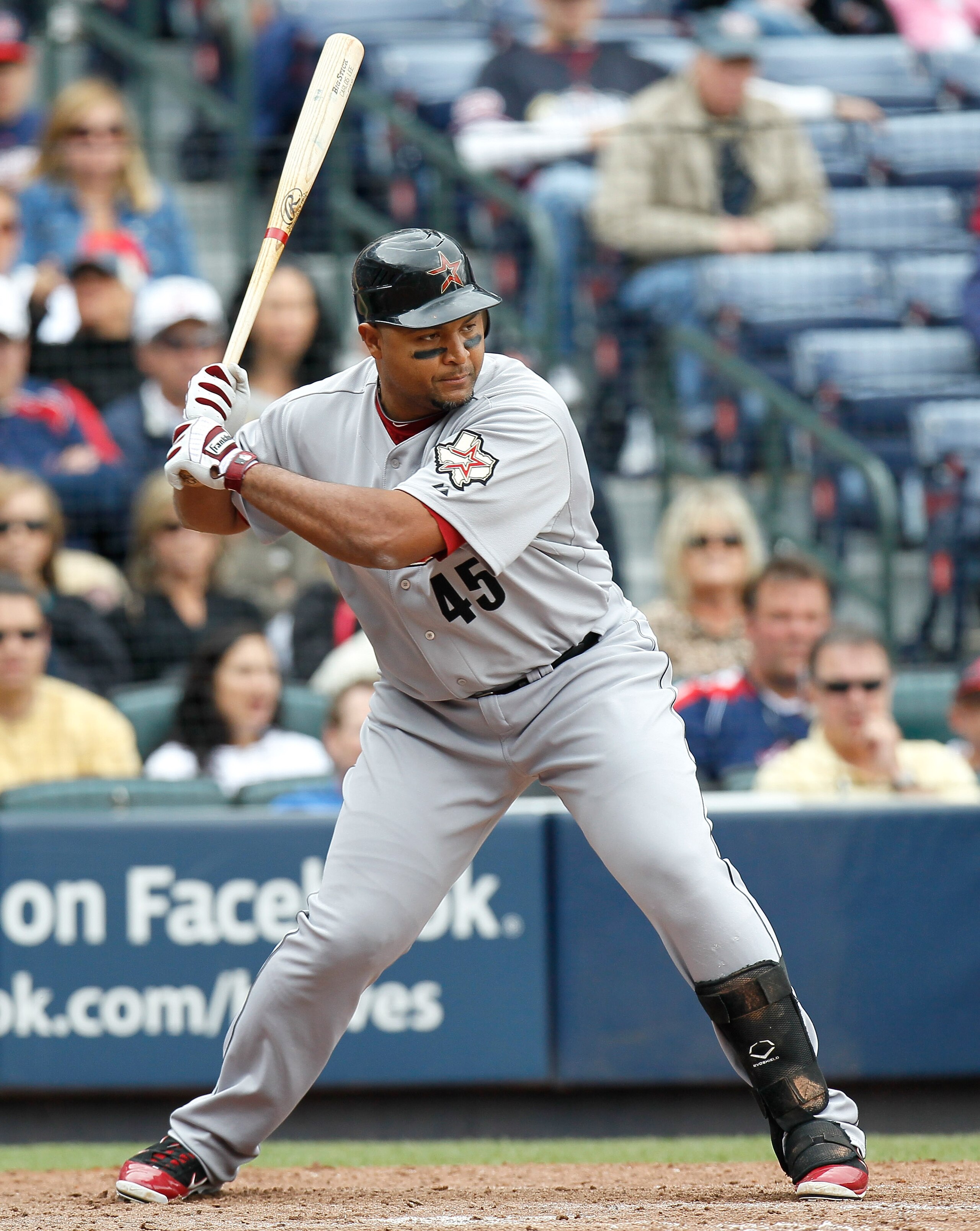 ATLANTA, GA - MAY 17:  Carlos Lee #45 of the Houston Astros against the Atlanta Braves at Turner Field on May 17, 2011 in Atlanta, Georgia.  (Photo by Kevin C. Cox/Getty Images)