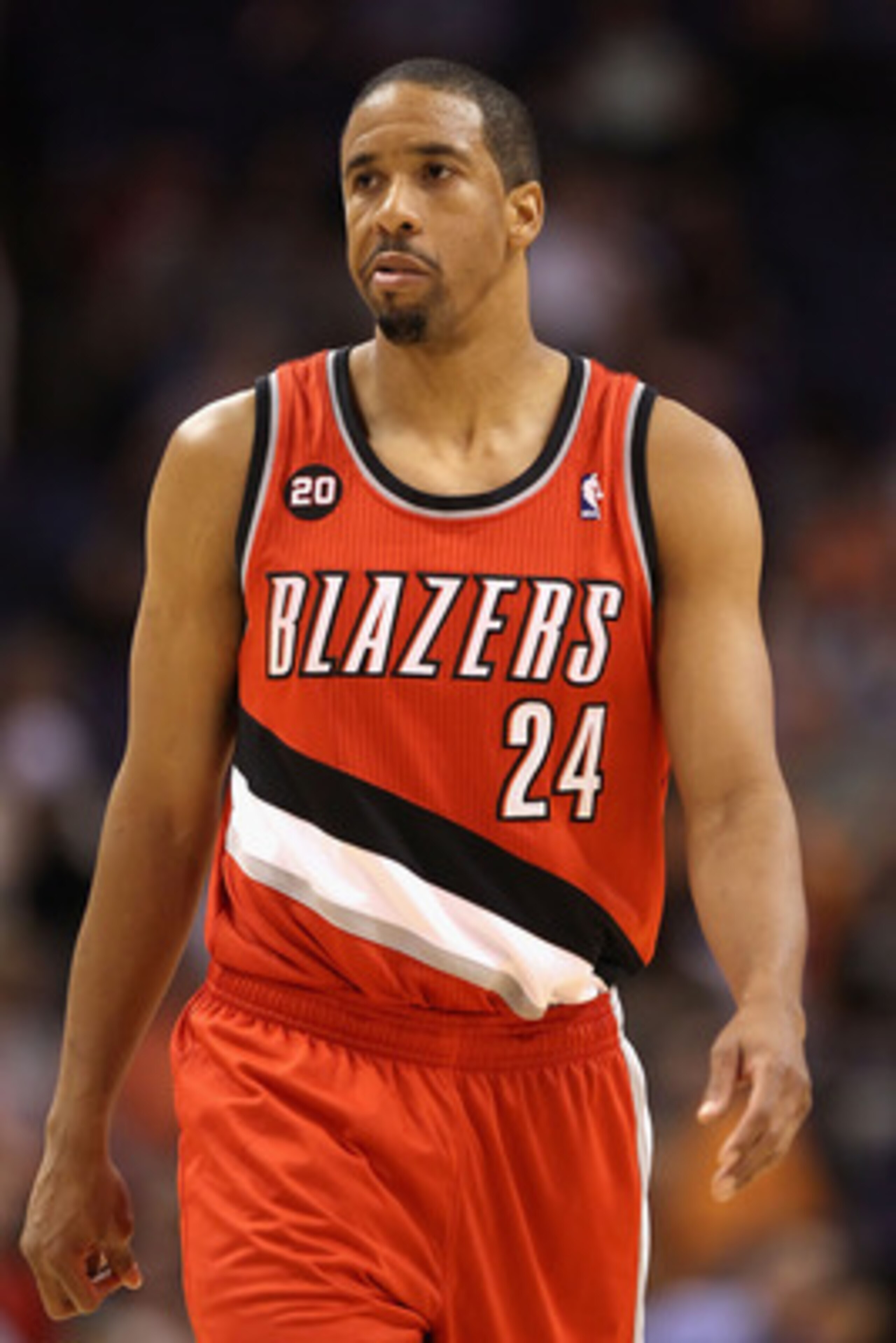 PHOENIX - DECEMBER 10: Andre Miller #24 of the Portland Trail Blazers during the NBA game against the Phoenix Suns at US Airways Center on December 10, 2010 in Phoenix, Arizona. The Trail Blazers defeated the Suns 101-94. NOTE TO USER: User expressly ac PHOENIX - DECEMBER 10: Andre Miller #24 of the Portland Trail Blazers during the NBA game against the Phoenix Suns at US Airways Center on December 10, 2010 in Phoenix, Arizona. The Trail Blazers defeated the Suns 101-94. NOTE TO USER: User expressly ac