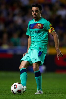VALENCIA, SPAIN - MAY 11:  Xavi Hernandez of Barcelona in action during the La Liga match between Levante UD and Barcelona at Ciutat de Valencia on May 11, 2011 in Valencia, Spain. The match ended 1-1.  (Photo by Manuel Queimadelos Alonso/Getty Images)