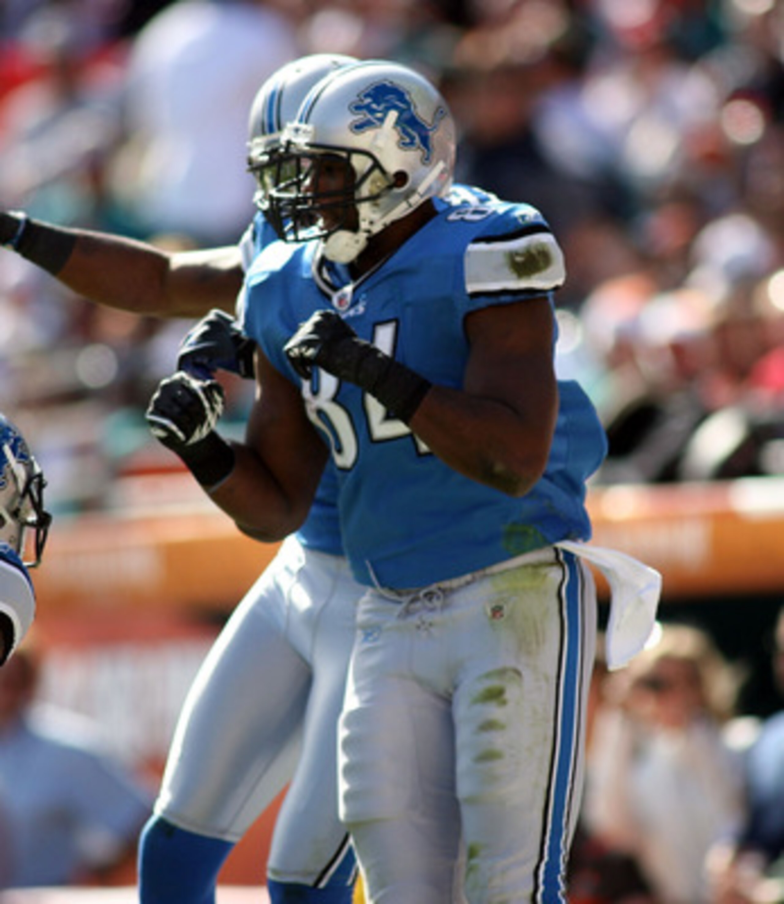 MIAMI - DECEMBER 26: Tight end Brandon Pettigrew #84 of the Detroit Lions celebrates a touchdown against the Miami Dolphins at Sun Life Stadium on December 26, 2010 in Miami, Florida. The Lions defeated the Dolphins 34-27. (Photo by Marc Serota/Getty Im MIAMI - DECEMBER 26: Tight end Brandon Pettigrew #84 of the Detroit Lions celebrates a touchdown against the Miami Dolphins at Sun Life Stadium on December 26, 2010 in Miami, Florida. The Lions defeated the Dolphins 34-27. (Photo by Marc Serota/Getty Im