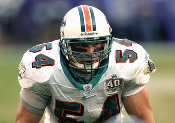SAN DIEGO - DECEMBER 11:  Zach Thomas #54 of the Miami Dolphins lines up during the NFL game with the San Diego Chargers on December 11, 2005 at Qualcomm Stadium in San Diego, California.  The Dolphins won 23-21. (Photo by Stephen Dunn /Getty Images)