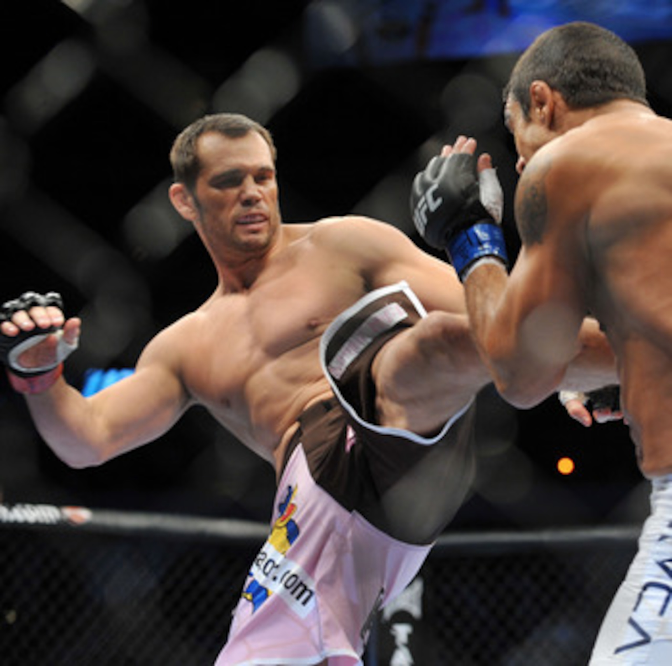 DALLAS - SEPTEMBER 19:  UFC fighter Vitor Belfort (R) battles UFC fighter Rich Franklin (L) during their Catch weight bout at UFC 103: Franklin vs. Belfort at the American Airlines Center on September 19, 2009 in Dallas, Texas.  (Photo by Jon Kopaloff/Get