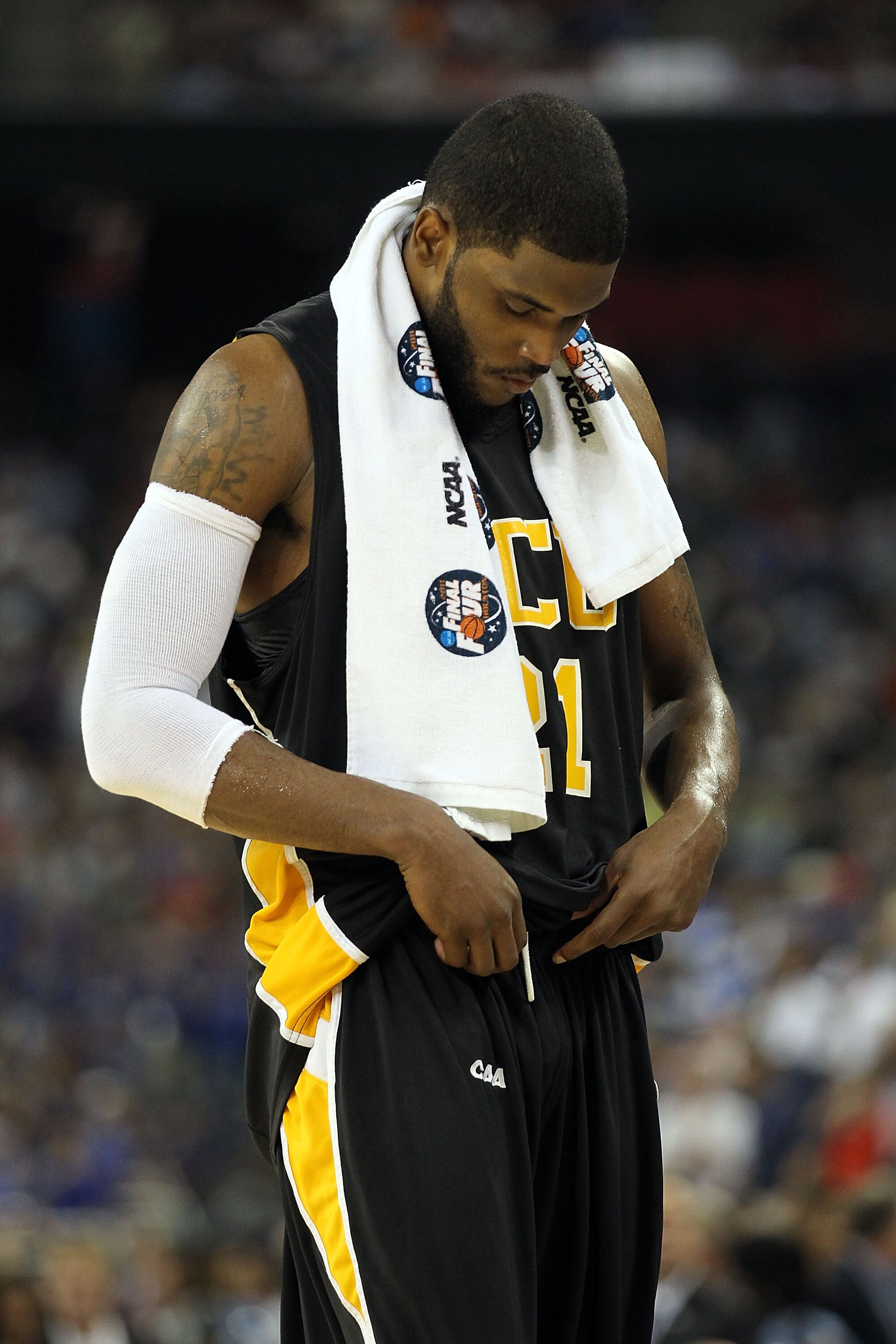 HOUSTON, TX - APRIL 02:  Jamie Skeen #21 of the Virginia Commonwealth Rams looks on against the Butler Bulldogs during the National Semifinal game of the 2011 NCAA Division I Men's Basketball Championship at Reliant Stadium on April 2, 2011 in Houston, Te