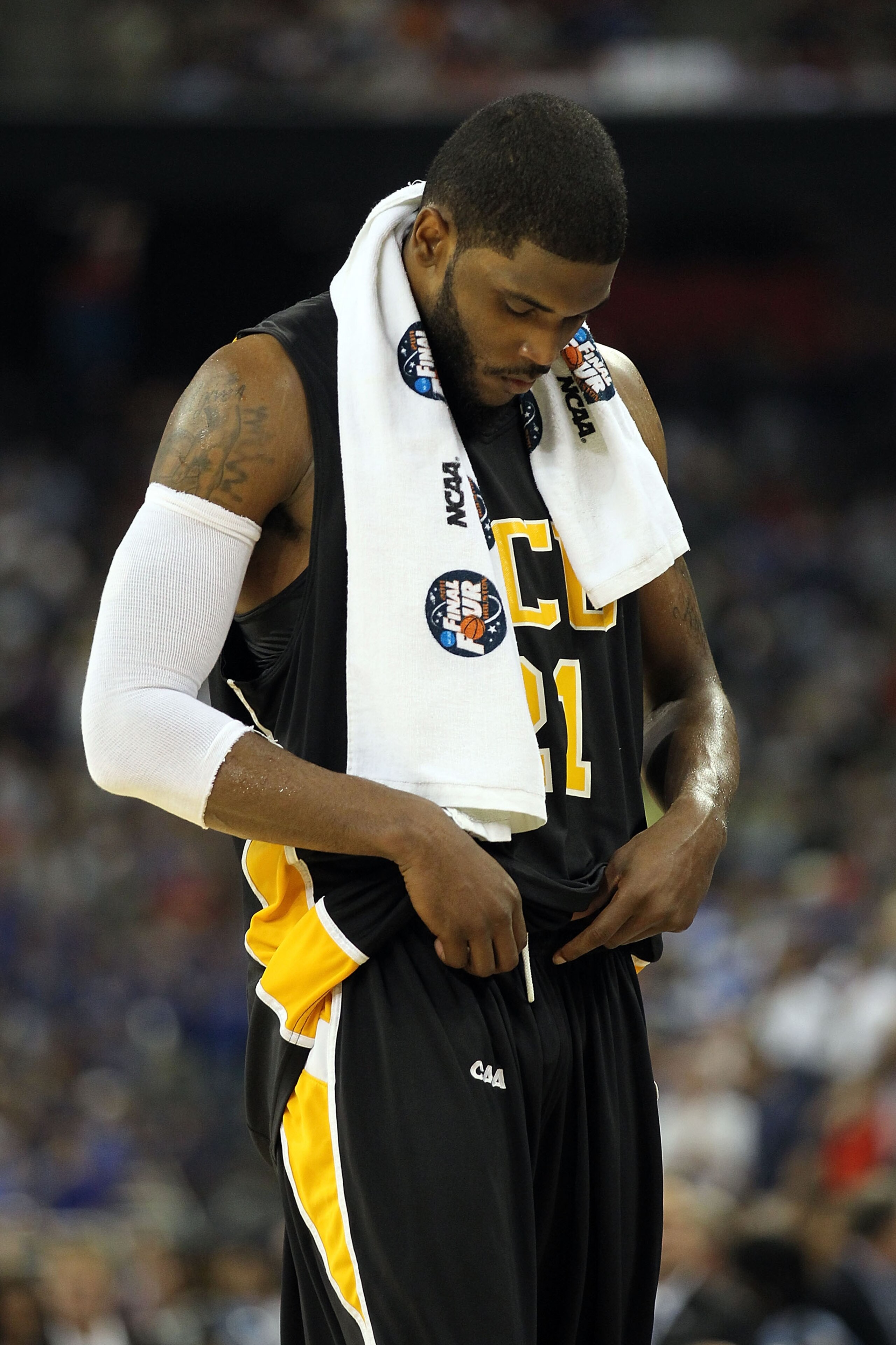 HOUSTON, TX - APRIL 02:  Jamie Skeen #21 of the Virginia Commonwealth Rams looks on against the Butler Bulldogs during the National Semifinal game of the 2011 NCAA Division I Men's Basketball Championship at Reliant Stadium on April 2, 2011 in Houston, Te