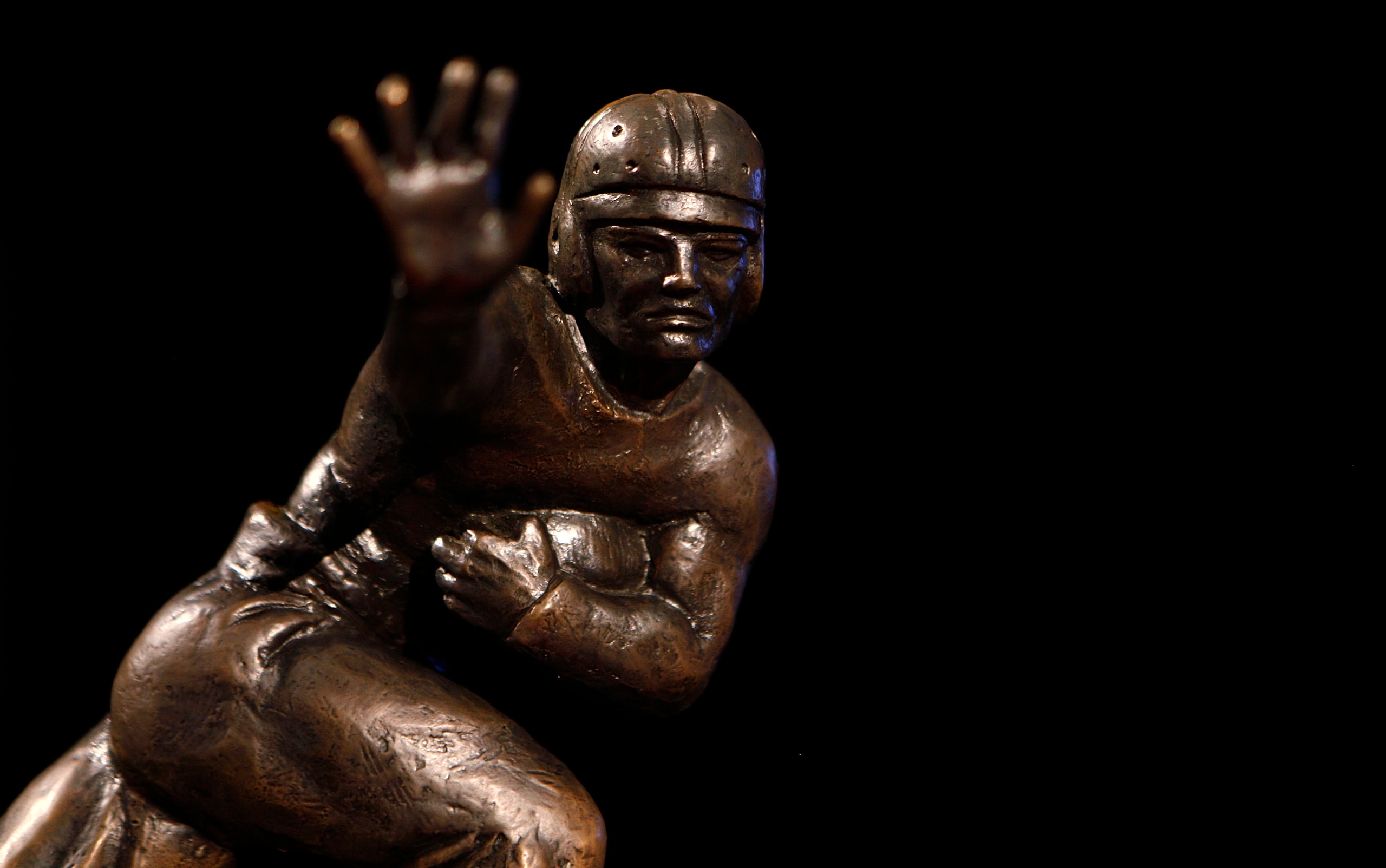 NEW YORK - DECEMBER 11:  The 2010 Heisman Trophy is displayed prior to a press conference for Heisman Trophy candidates at The New York Marriott Marquis on December 11, 2010 in New York City. (Photo by Jeff Zelevansky/Getty Images)