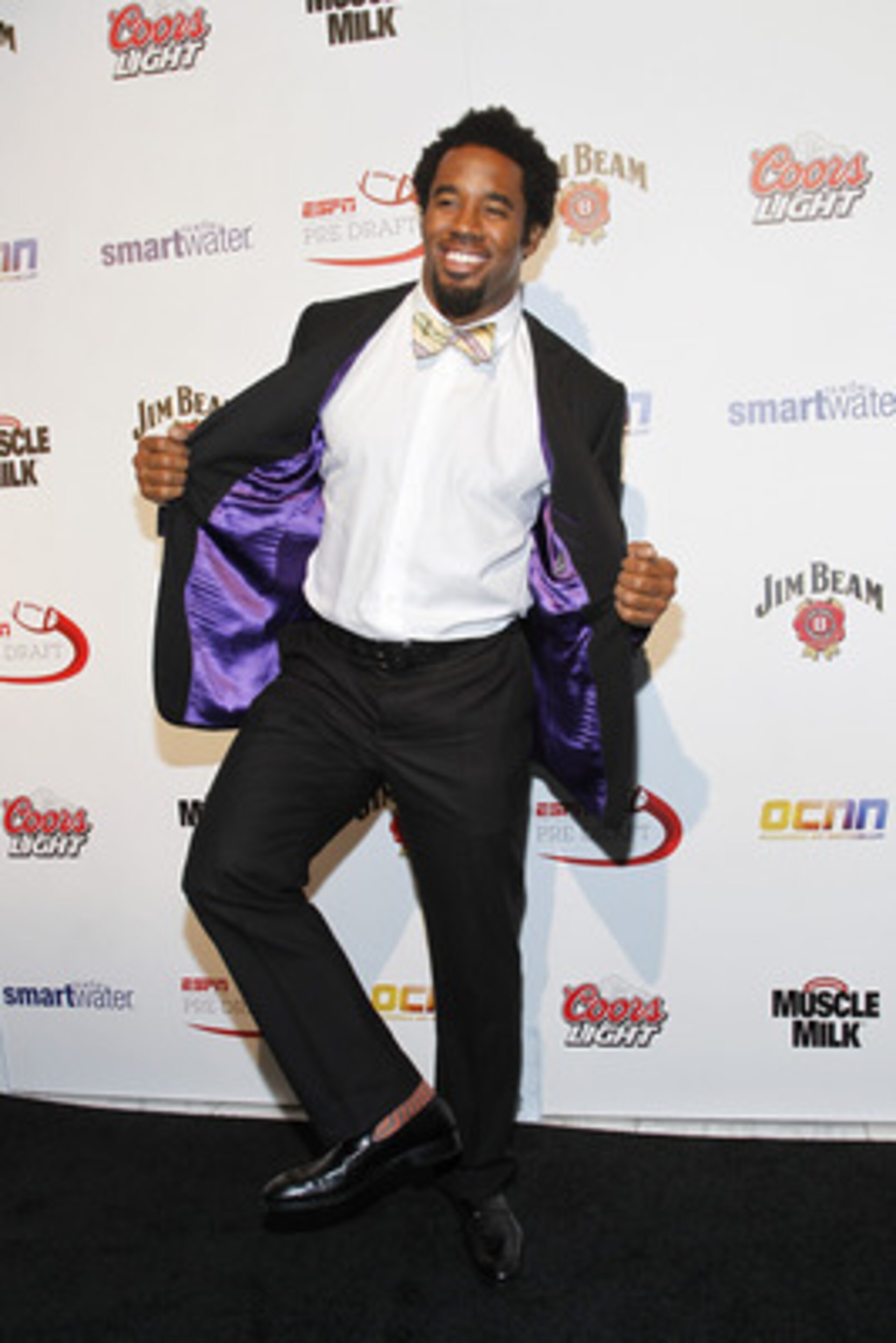 NEW YORK - APRIL 21:  Football player, Dhani Jones attends ESPN the Magazine's 7th Annual Pre-Draft Party at Espace on April 21, 2010 in New York City.  (Photo by Mark Von Holden/Getty Images for ESPN)