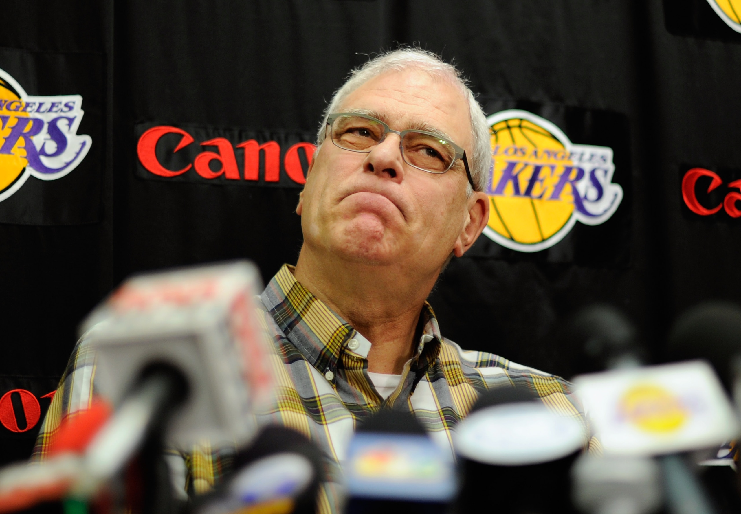 EL SEGUNDO, CA - MAY 11:  Phil Jackson, coach of the Los Angeles Lakers, speaks during his last official Lakers news conference at the team's training facility on May 11, 2011 in El Segundo, California. The Lakers were swept out of their best of seven ser