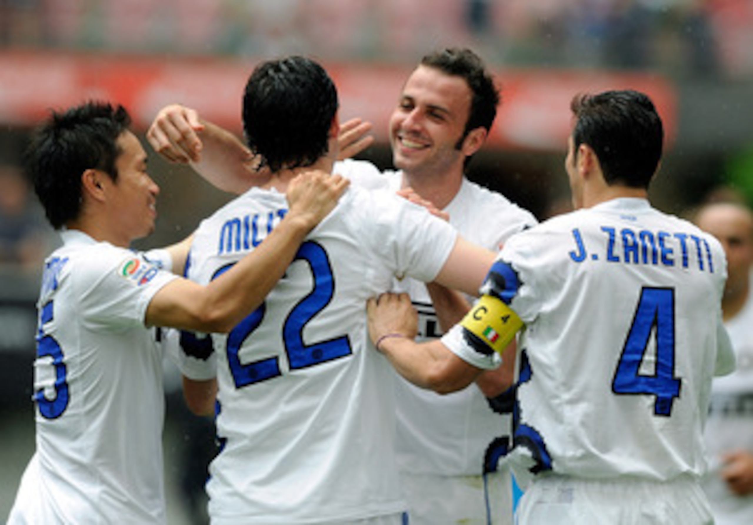 MILAN, ITALY - MAY 22:  Giampaolo Pazzini of Inter Milan celebrates scoring during the Serie A match between FC Internazionale Milano and Catania Calcio at Stadio Giuseppe Meazza on May 22, 2011 in Milan, Italy.  (Photo by Claudio Villa/Getty Images)
