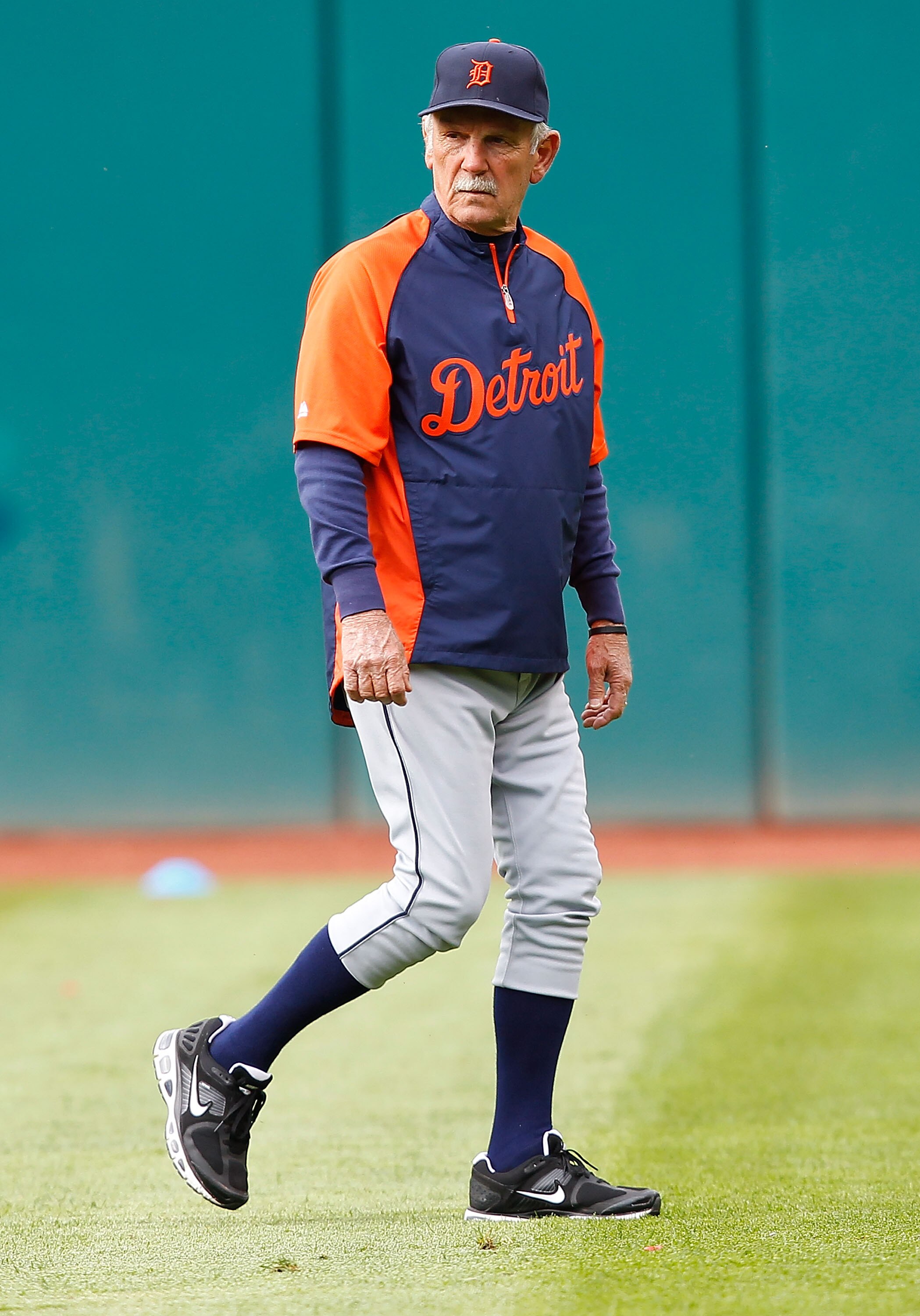 CLEVELAND - APRIL 30:  Manager Jim Leyland #10 of the Detroit Tigers walks around during batting practice prior to the game against the Cleveland Indians on April 30, 2011 at Progressive Field in Cleveland, Ohio.  (Photo by Jared Wickerham/Getty Images)