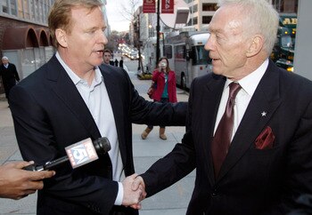 WASHINGTON, DC - MARCH 11:  NFL Commissioner Roger Goodell (L) and Dallas Cowboys owner Jerry Jones (R) talk outside the Federal Mediation and Conciliation Service building March 11, 2011 in Washington, DC. The NFLPA has filed for decertification and will
