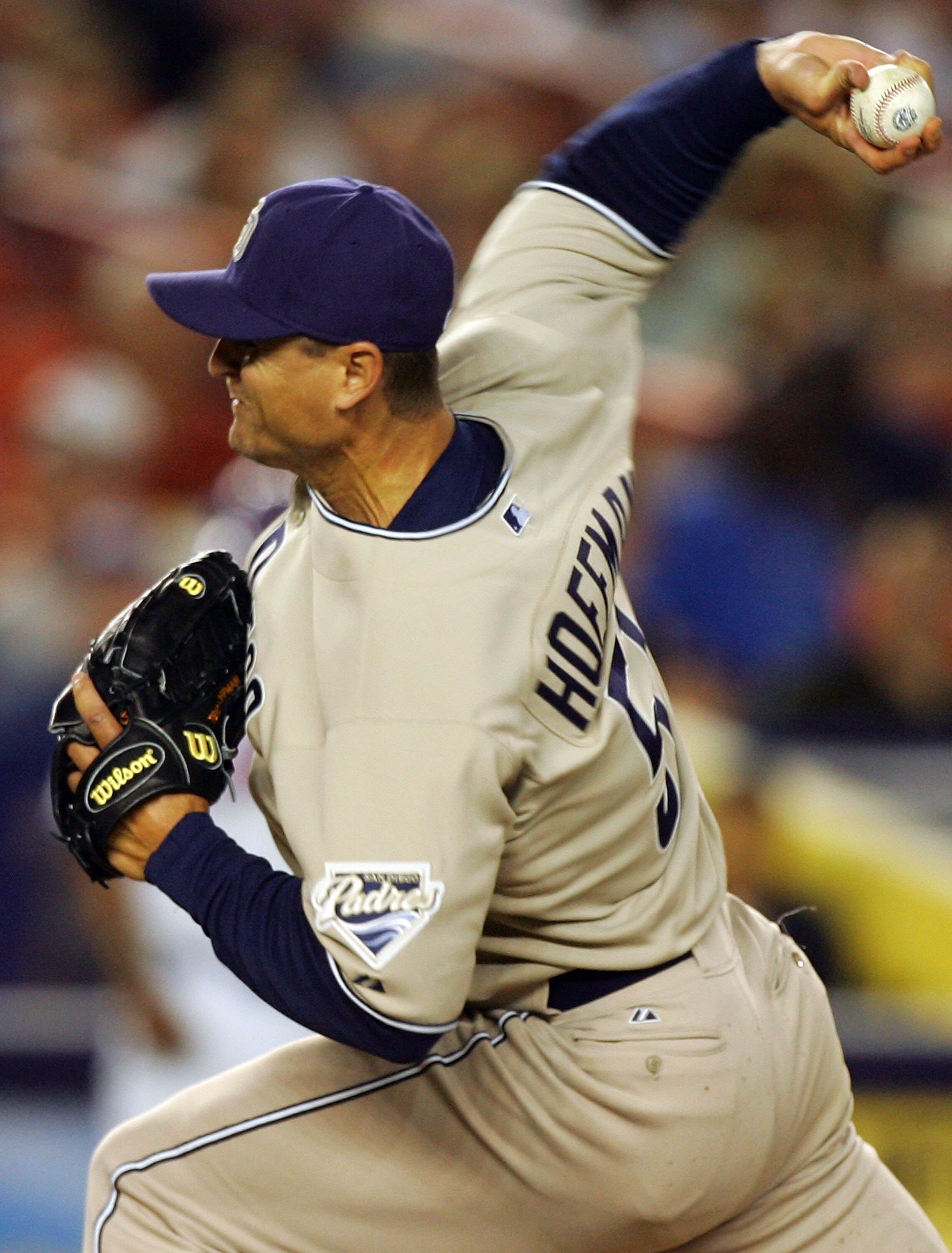 NEW YORK - AUGUST 06:  Trevor Hoffman #51 of the San Diego Padres pitches against the New York Mets on August 6, 2008 at Shea Stadium in the Flushing neighborhood of the Queens borough of New York City.  (Photo by Jim McIsaac/Getty Images)