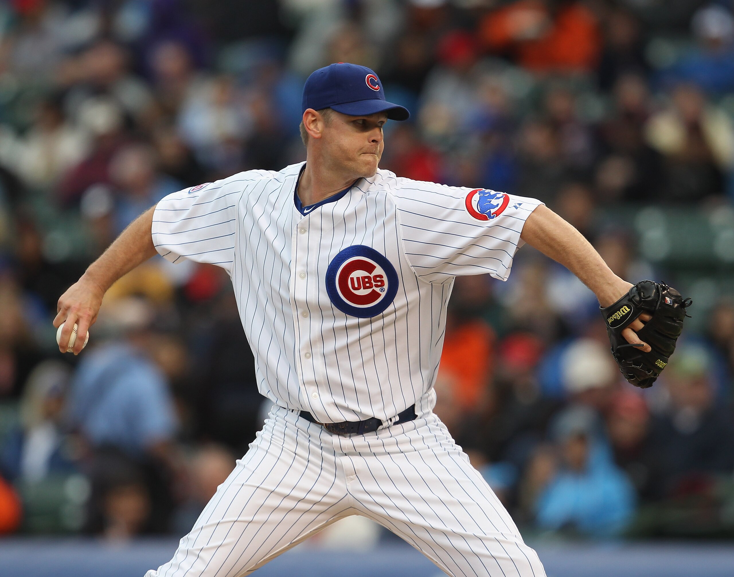CHICAGO, IL - MAY 13: Kerry Wood #34 of the Chicago Cubs pitches against the San Francisco Giants at Wrigley Field on May 13, 2011 in Chicago, Illinois. The Cubs defeated the Giants 11-4. (Photo by Jonathan Daniel/Getty Images)
