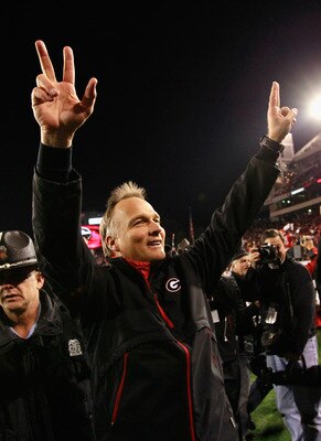 ATHENS, GA - NOVEMBER 27: Head coach Mark Richt of the Georgia Bulldogs celebrates their 42-34 win over the Georgia Tech Yellow Jackets at Sanford Stadium on November 27, 2010 in Athens, Georgia. (Photo by Kevin C. Cox/Getty Images) ATHENS, GA - NOVEMBER 27: Head coach Mark Richt of the Georgia Bulldogs celebrates their 42-34 win over the Georgia Tech Yellow Jackets at Sanford Stadium on November 27, 2010 in Athens, Georgia. (Photo by Kevin C. Cox/Getty Images)