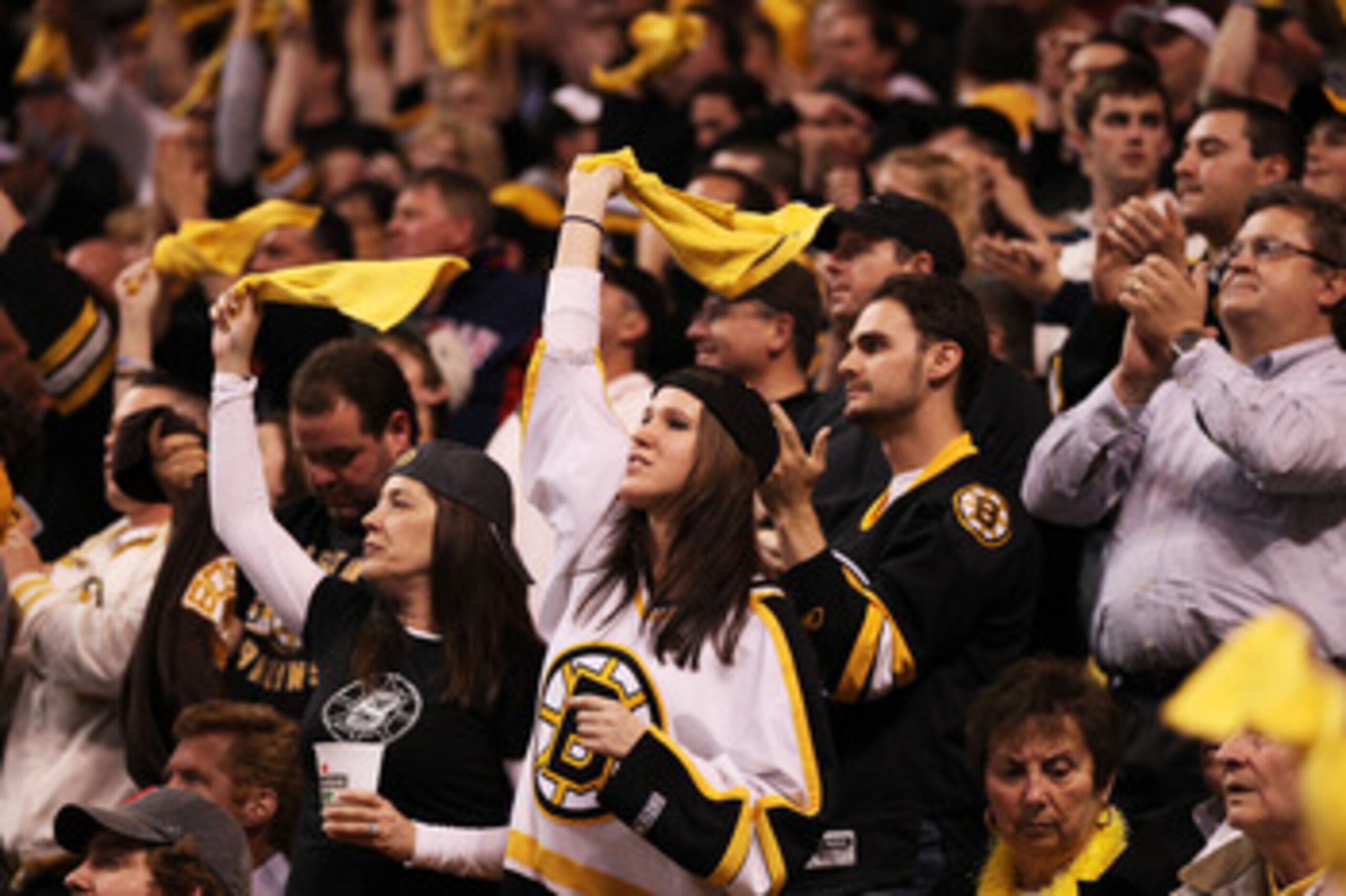 BOSTON, MA - MAY 23:  Boston Bruins fans cheer during their game against the Tampa Bay Lightning in Game Five of the Eastern Conference Finals during the 2011 NHL Stanley Cup Playoffs at TD Garden on May 23, 2011 in Boston, Massachusetts.  (Photo by Elsa/