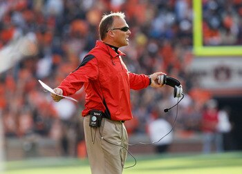 AUBURN, AL - NOVEMBER 13:  Head coach Mark Richt of the Georgia Bulldogs against the Auburn Tigers at Jordan-Hare Stadium on November 13, 2010 in Auburn, Alabama.  (Photo by Kevin C. Cox/Getty Images)