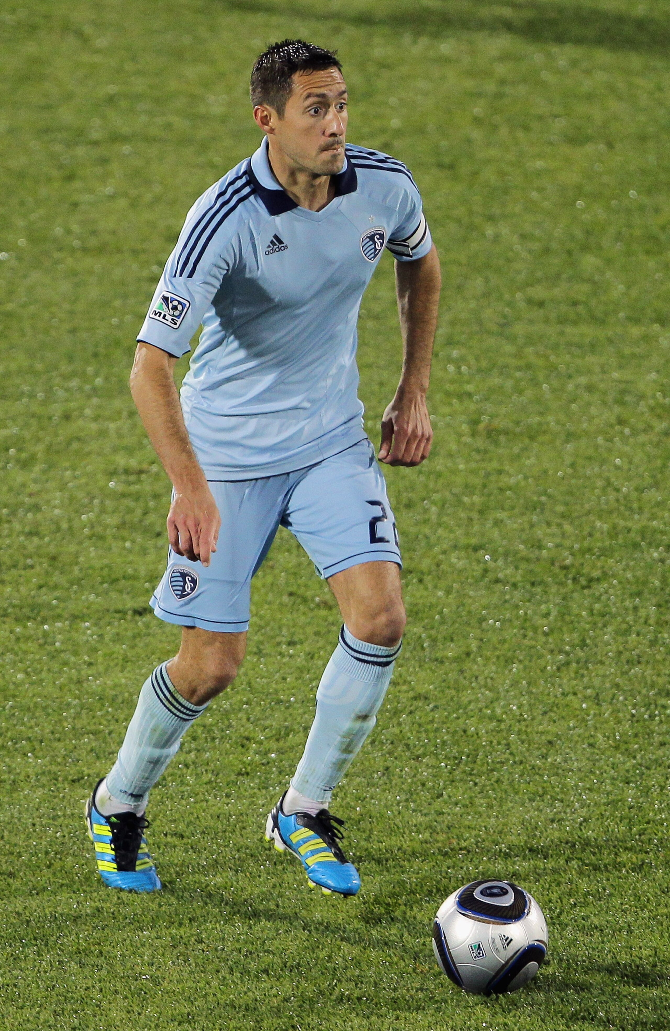 COMMERCE CITY, CO - MAY 28:  Davy Arnaud #22 of the Sporting KC controls the ball against the Colorado Rapids at Dick's Sporting Goods Park on May 28, 2011 in Commerce City, Colorado. Sporting KC and the Colorado Rapids played to a 1-1 tie.  (Photo by Dou