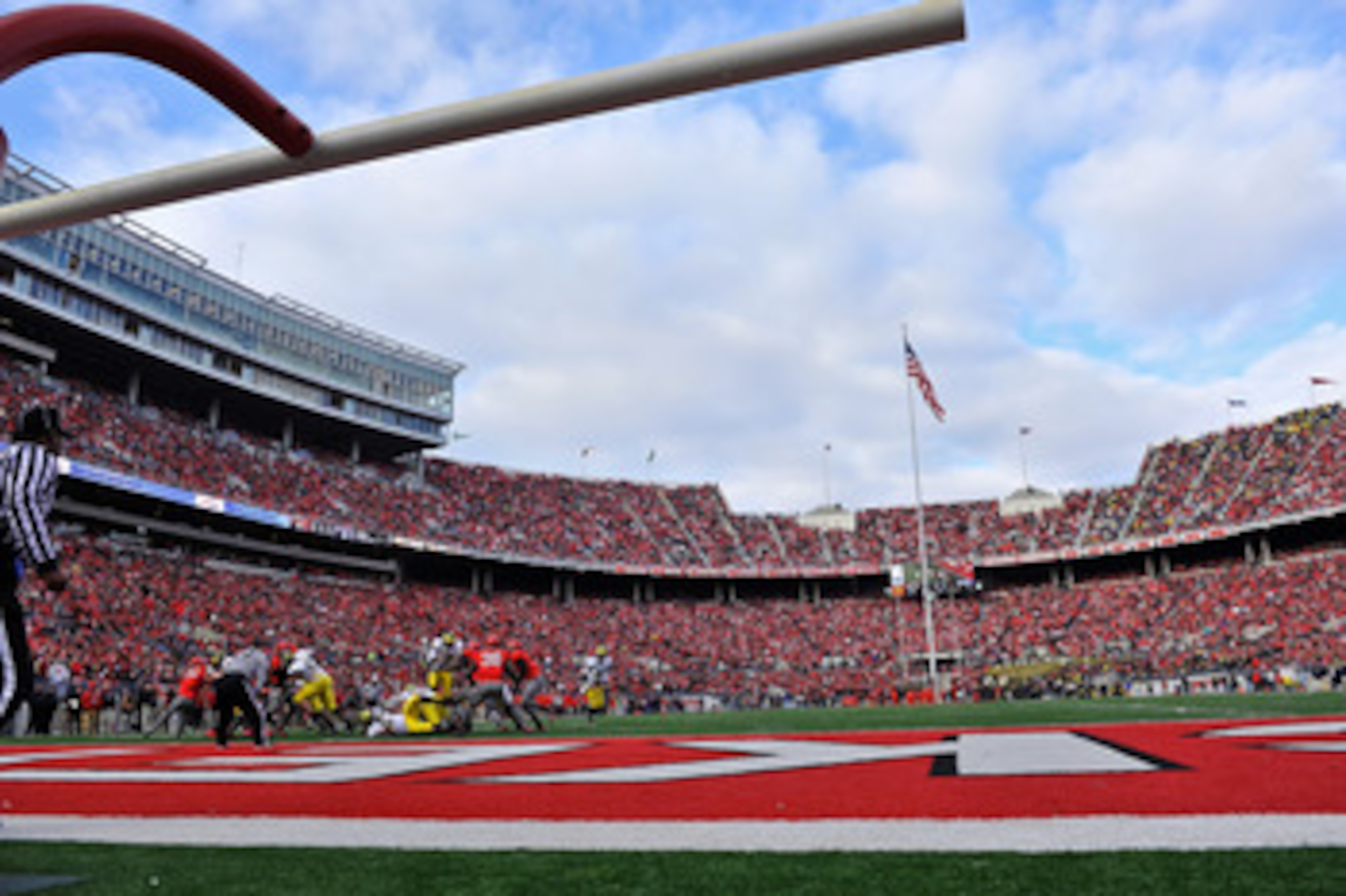 COLUMBUS, OH - NOVEMBER 27:  The Michigan Wolverines and The Ohio State Buckeyes face each other in the 107th meeting between the two schools at Ohio Stadium on November 27, 2010 in Columbus, Ohio.  (Photo by Jamie Sabau/Getty Images)