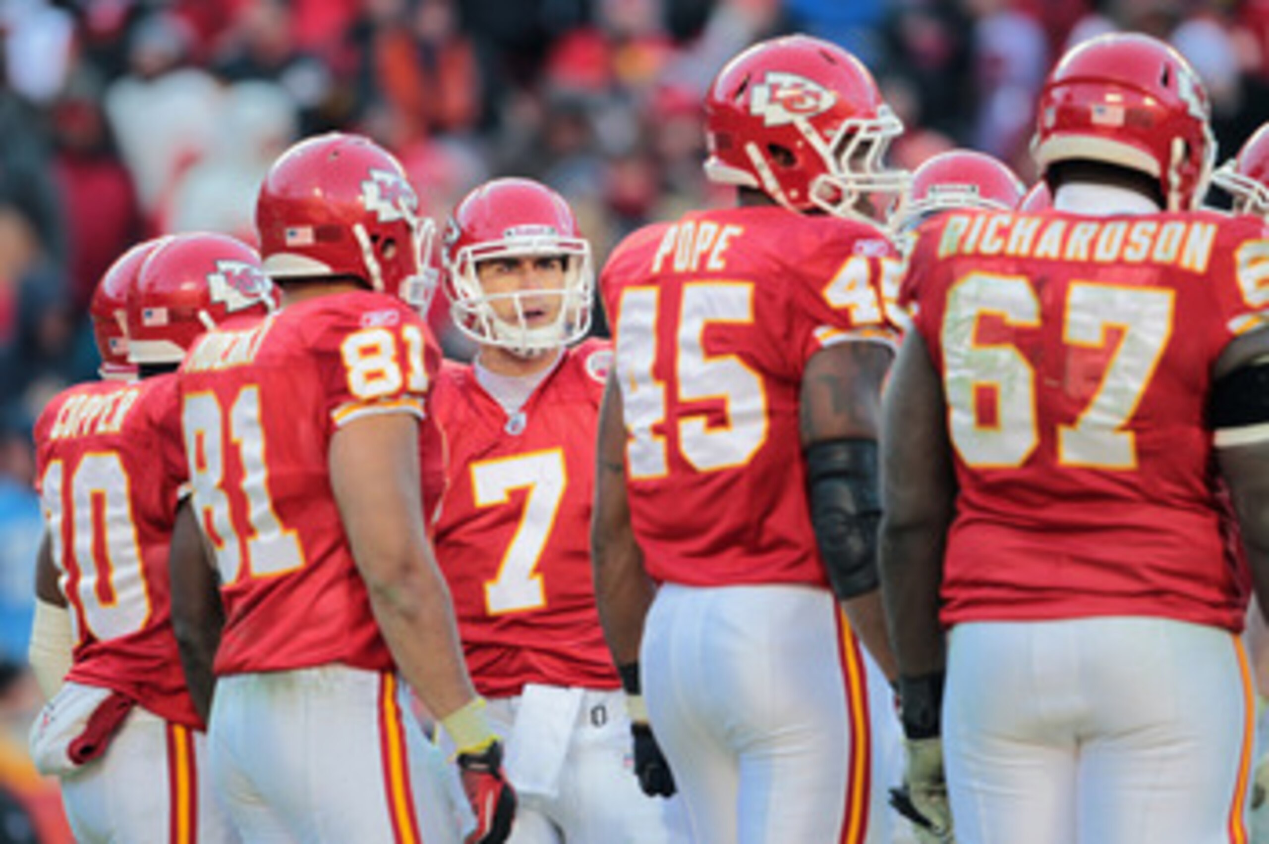 KANSAS CITY, MO - DECEMBER 26:  Quarterback Matt Cassel #7 of the Kansas City Chiefs in action during the game against the Tennessee Titans on December 26, 2010 at Arrowhead Stadium in Kansas City, Missouri.  (Photo by Jamie Squire/Getty Images)