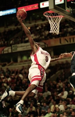 7 Dec 1999:  Gilbert Arenas #0 of the Arizona Wildcats makes a slam dunk during a game against the Connecticut Huskies  at the United Center in Chicago, Illinois. The Huskies defeated the Wildcats 78-69. Mandatory Credit: Kathleen Economou  /Allsport