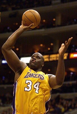 30 Oct 2001: Shaquille O''Neal #34 of the Los Angeles Lakers puts a shot up at the Lakers'' home opener against the Portland Trail Blazers at Staples Center in Los Angeles, California. DIGITAL IMAGE.   NOTE TO USER:  User expressly acknowledges and agrees