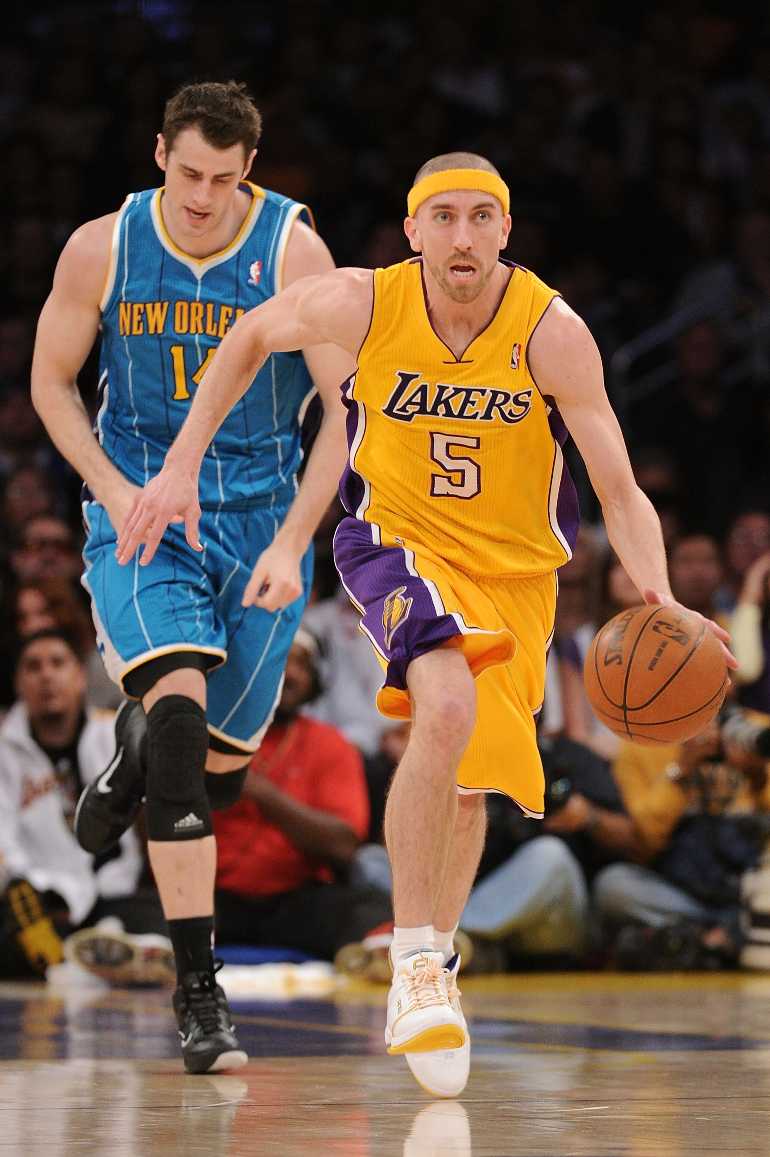 LOS ANGELES, CA - APRIL 20:  Steve Blake #5 of the Los Angeles Lakers moves the ball while taking on the New Orleans Hornets in Game Two of the Western Conference Quarterfinals in the 2011 NBA Playoffs on April 20, 2011 at Staples Center in Los Angeles, C