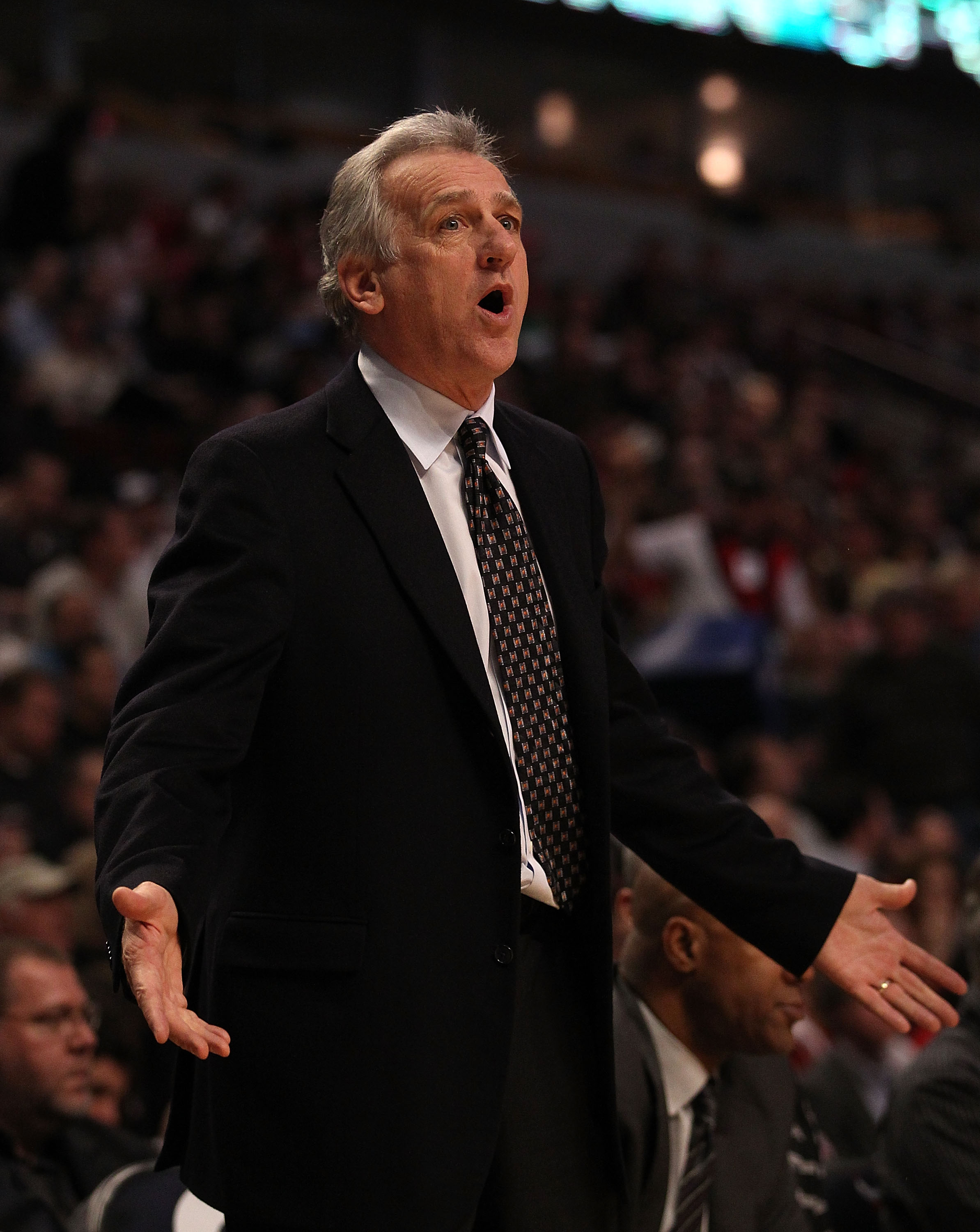 CHICAGO, IL - MARCH 21: Head coach Paul Westphal of the Sacramento Kings complains to a referee during a game against the Chicago Bulls at the United Center on March 21, 2011 in Chicago, Illinois. The Bulls defeated the Kings 132-92. NOTE TO USER: User ex