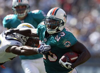 SAN DIEGO, CA - SEPTEMBER 27: Running back Ronnie Brown #23 of the Miami Dolphins runs with the ball against the San Diego Chargers at Qualcomm Stadium on September 27, 2009 in San Diego, California. (Photo by Donald Miralle/Getty Images)
