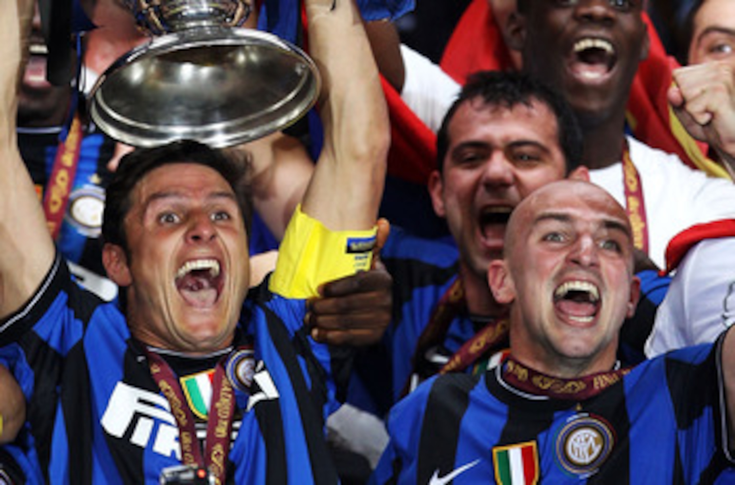 MADRID, SPAIN - MAY 22:  Javier Zanetti of Inter Milan lifts the UEFA Champions League trophy following their team's victory at the end of the UEFA Champions League Final match between FC Bayern Muenchen and Inter Milan at the Estadio Santiago Bernabeu on
