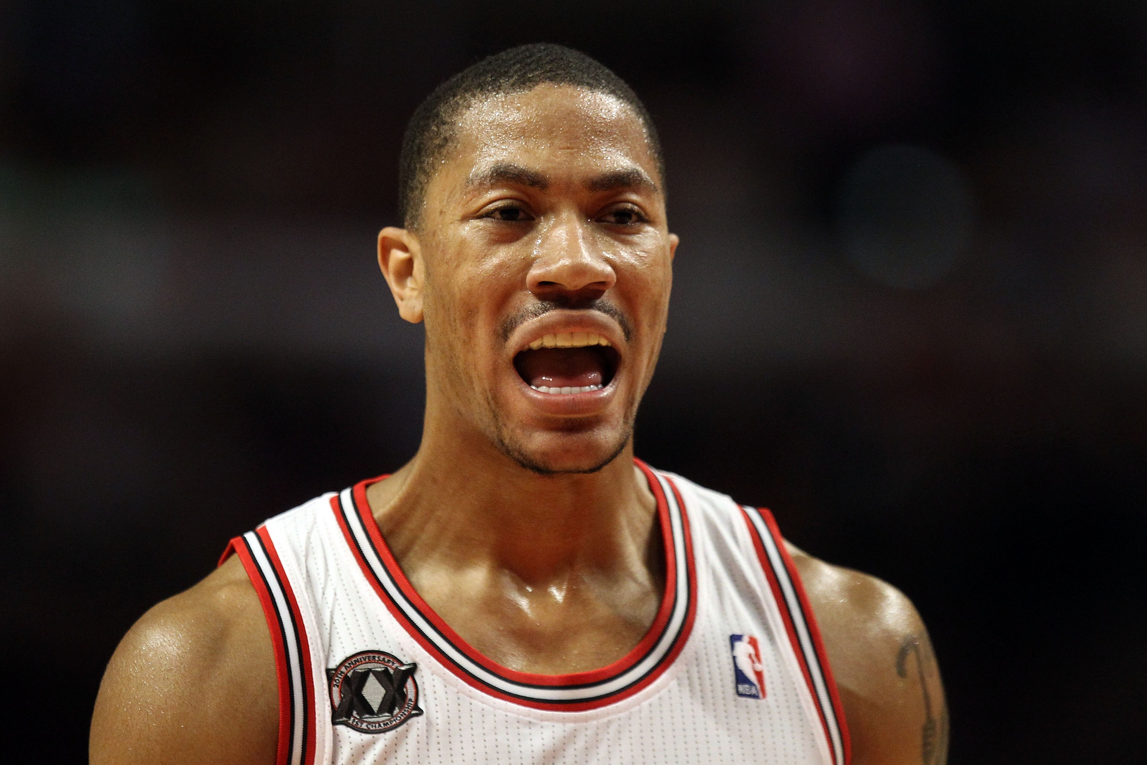 CHICAGO, IL - MAY 26:  Derrick Rose #1 of the Chicago Bulls reacts against the Miami Heat in Game Five of the Eastern Conference Finals during the 2011 NBA Playoffs on May 26, 2011 at the United Center in Chicago, Illinois. NOTE TO USER: User expressly ac