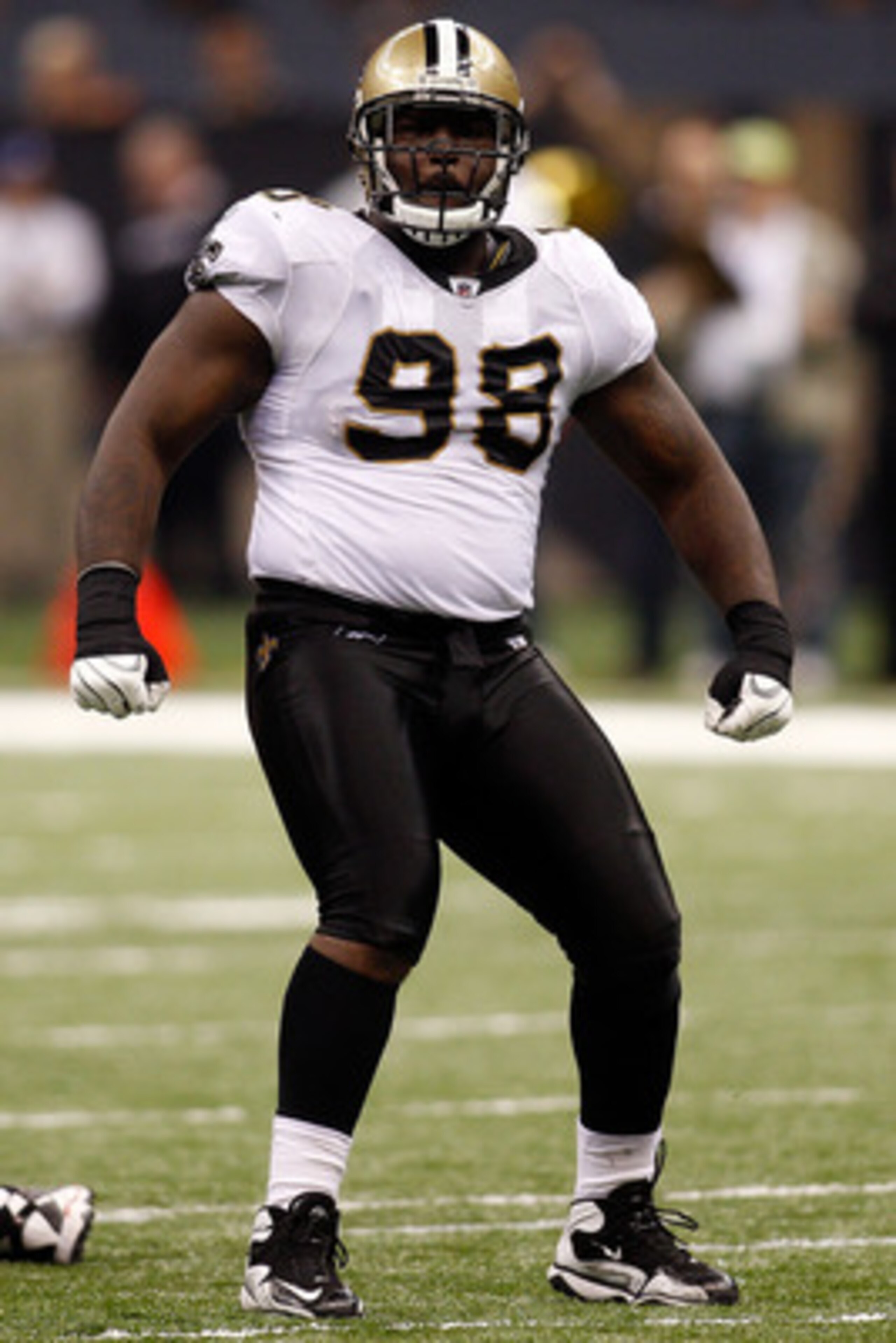 NEW ORLEANS - SEPTEMBER 26:  Sedrick Ellis #98 of the New Orleans Saints celebrates after a sack during the game against the Atlanta Falcons at the Louisiana Superdome on September 26, 2010 in New Orleans, Louisiana.  (Photo by Chris Graythen/Getty Images