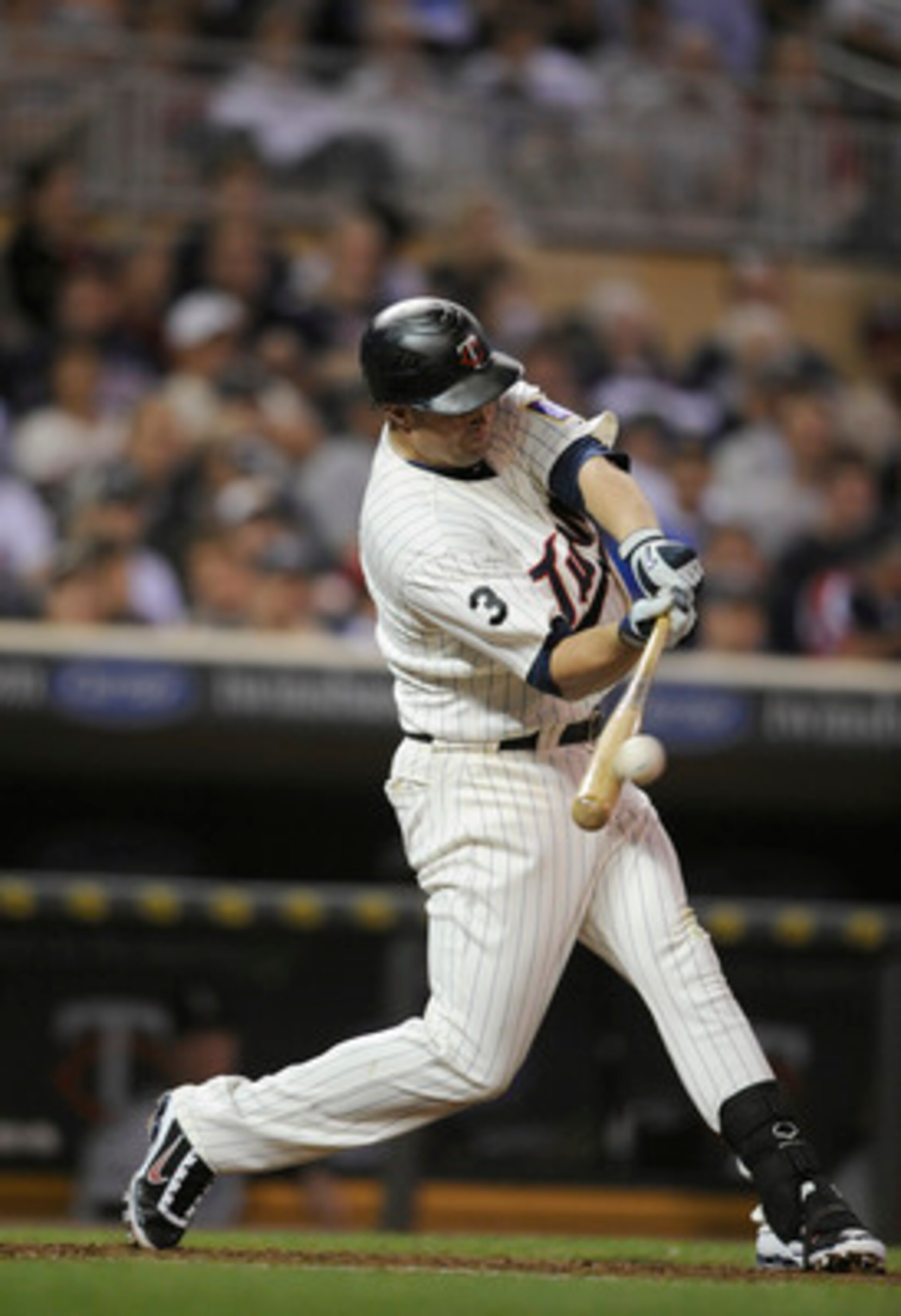 MINNEAPOLIS, MN - MAY 23: Michael Cuddyer #5 of the Minnesota Twins bats against the Seattle Mariners during their game on May 23, 2011 at Target Field in Minneapolis, Minnesota. The Rockies won 6-5. (Photo by Hannah Foslien/Getty Images)