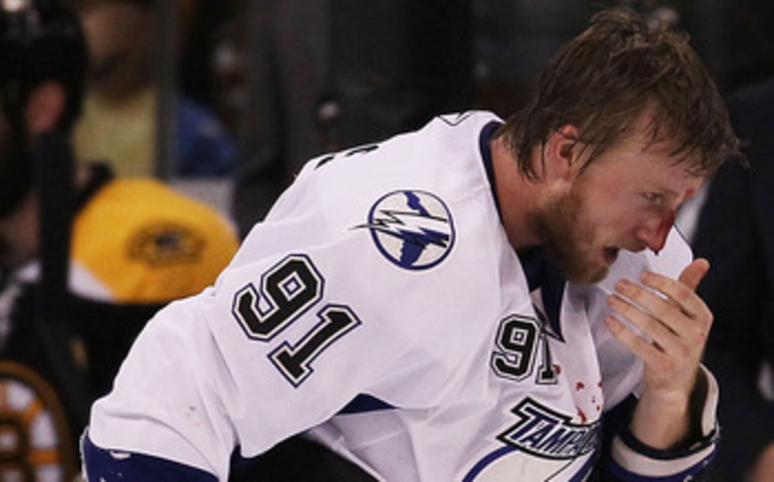 BOSTON, MA - MAY 27: Steven Stamkos #91 of the Tampa Bay Lightning skates off the ice after being hit in the face with the puck in the second period of Game Seven of the Eastern Conference Finals against the Boston Bruins during the 2011 NHL Stanley Cup BOSTON, MA - MAY 27: Steven Stamkos #91 of the Tampa Bay Lightning skates off the ice after being hit in the face with the puck in the second period of Game Seven of the Eastern Conference Finals against the Boston Bruins during the 2011 NHL Stanley Cup