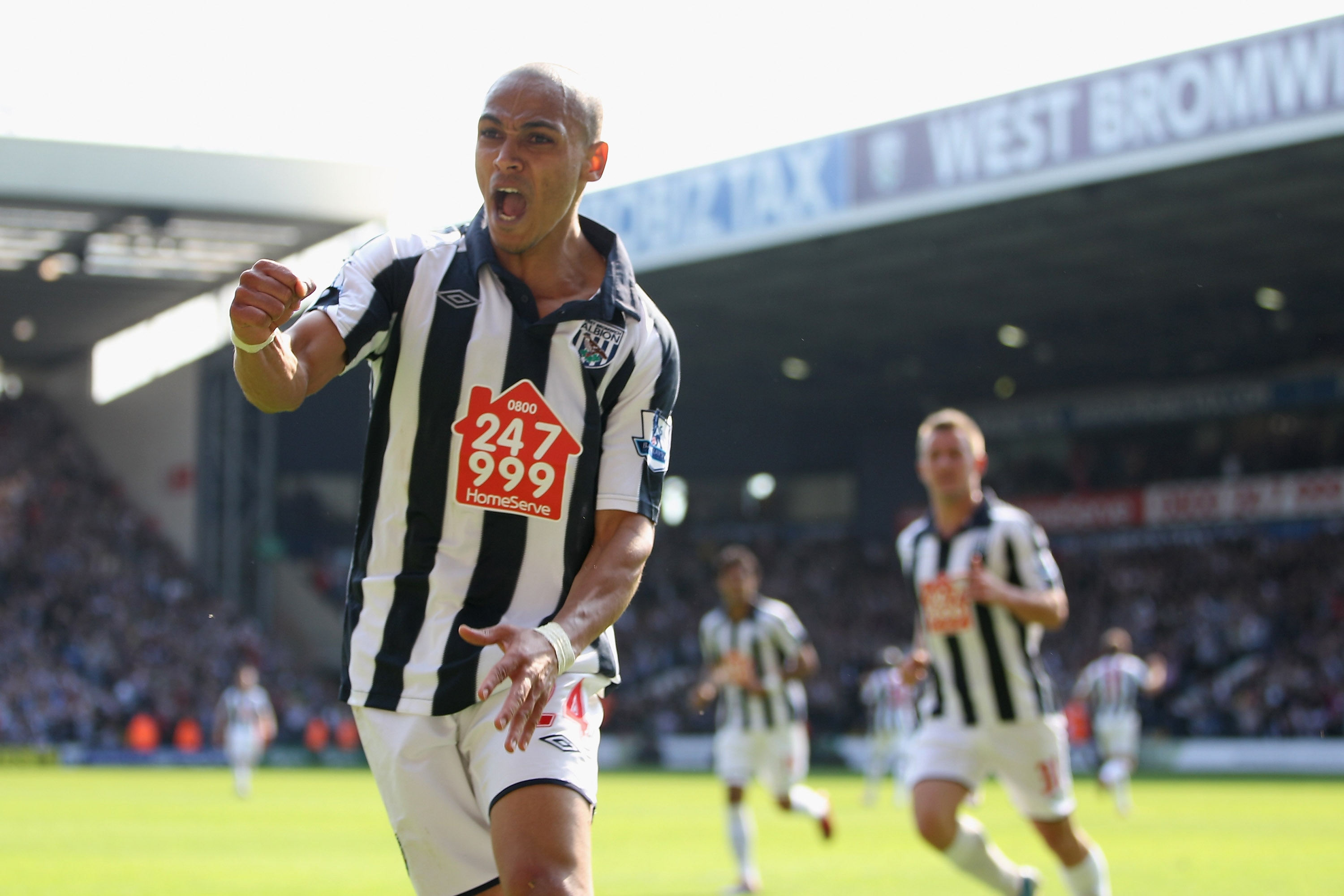 WEST BROMWICH, ENGLAND - APRIL 30:  Peter Odemwingie of West Brom celebrates scoring his sides equalising goal during the Barclays Premier League match between West Bromwich Albion and Aston Villa at The Hawthorns on April 30, 2011 in West Bromwich, Engla
