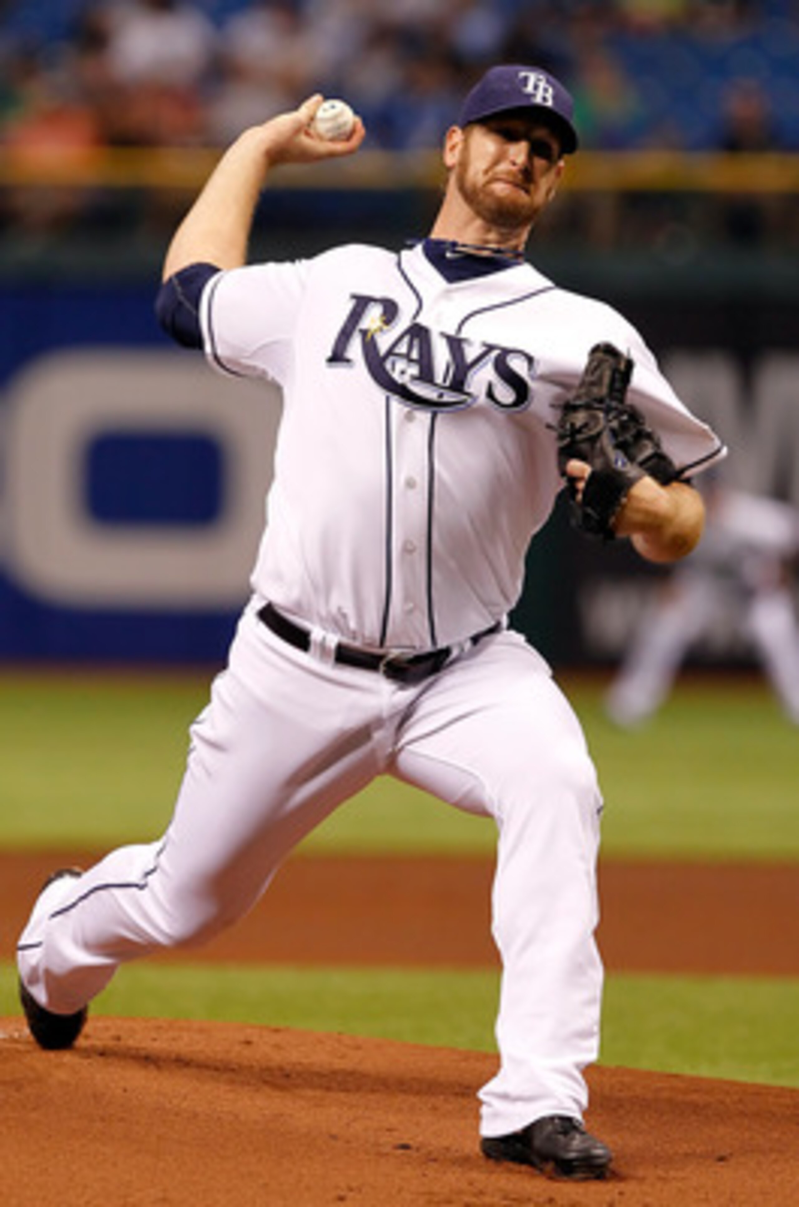 ST PETERSBURG, FL - APRIL 21:  Pitcher Jeff Niemann #34 of the Tampa Bay Rays pitches against the Chicago White Sox during the game at Tropicana Field on April 21, 2011 in St. Petersburg, Florida.  (Photo by J. Meric/Getty Images)